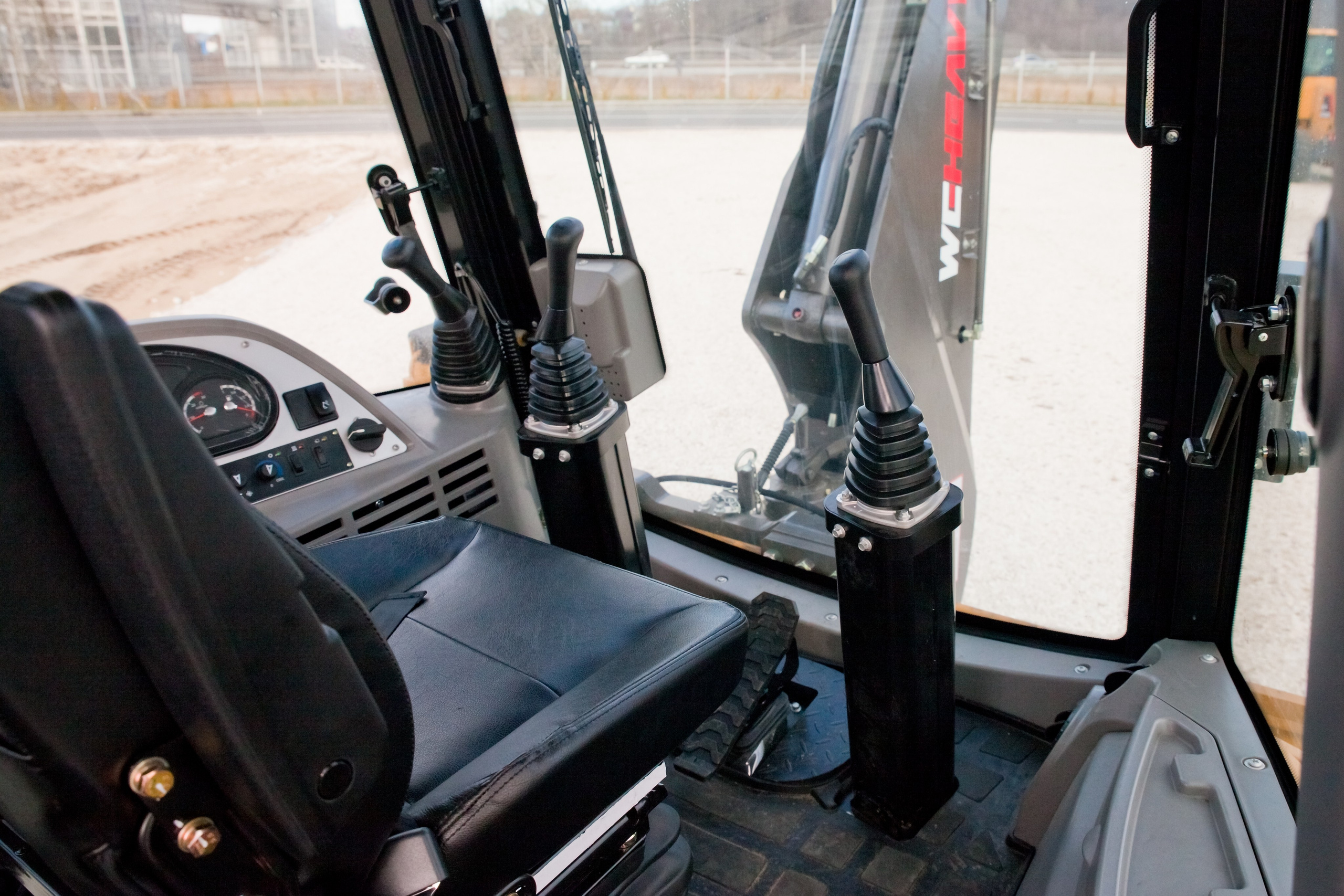 Фото ЭП weheavy равно. Продажа и обслуживание грузовой техники и спецтехники в г. Новосибирск компания СТИ