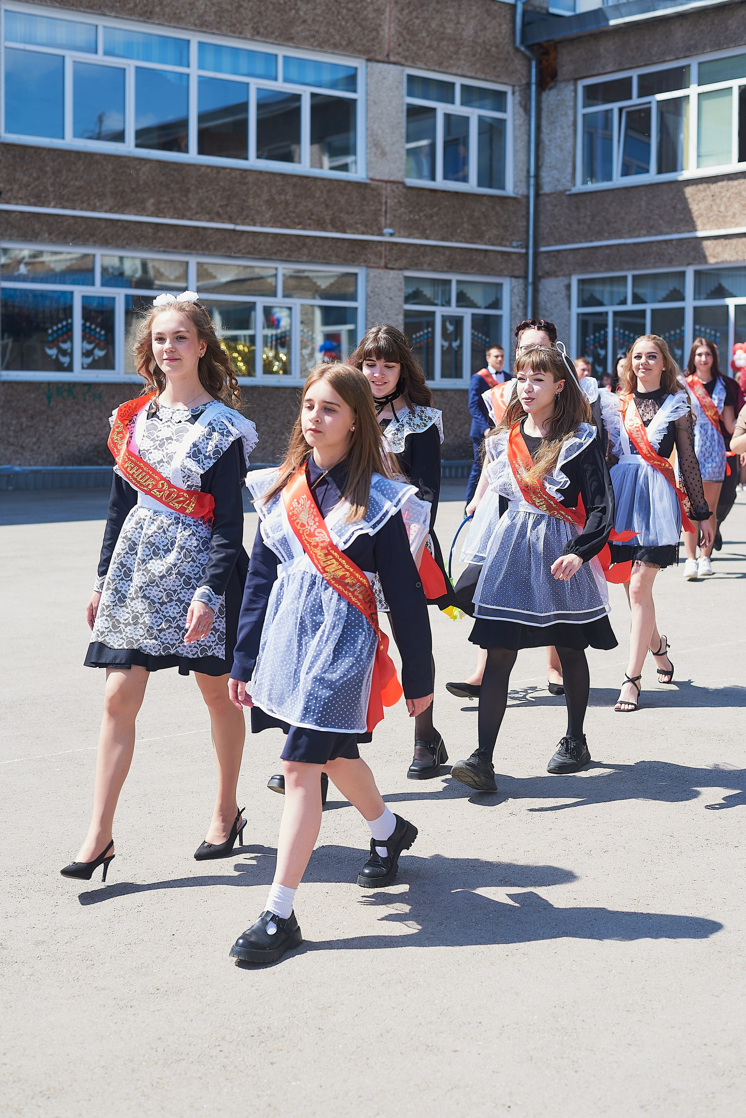 Последний звонок. Фотограф Елена Дука. Контент съемка. Семейная фотография