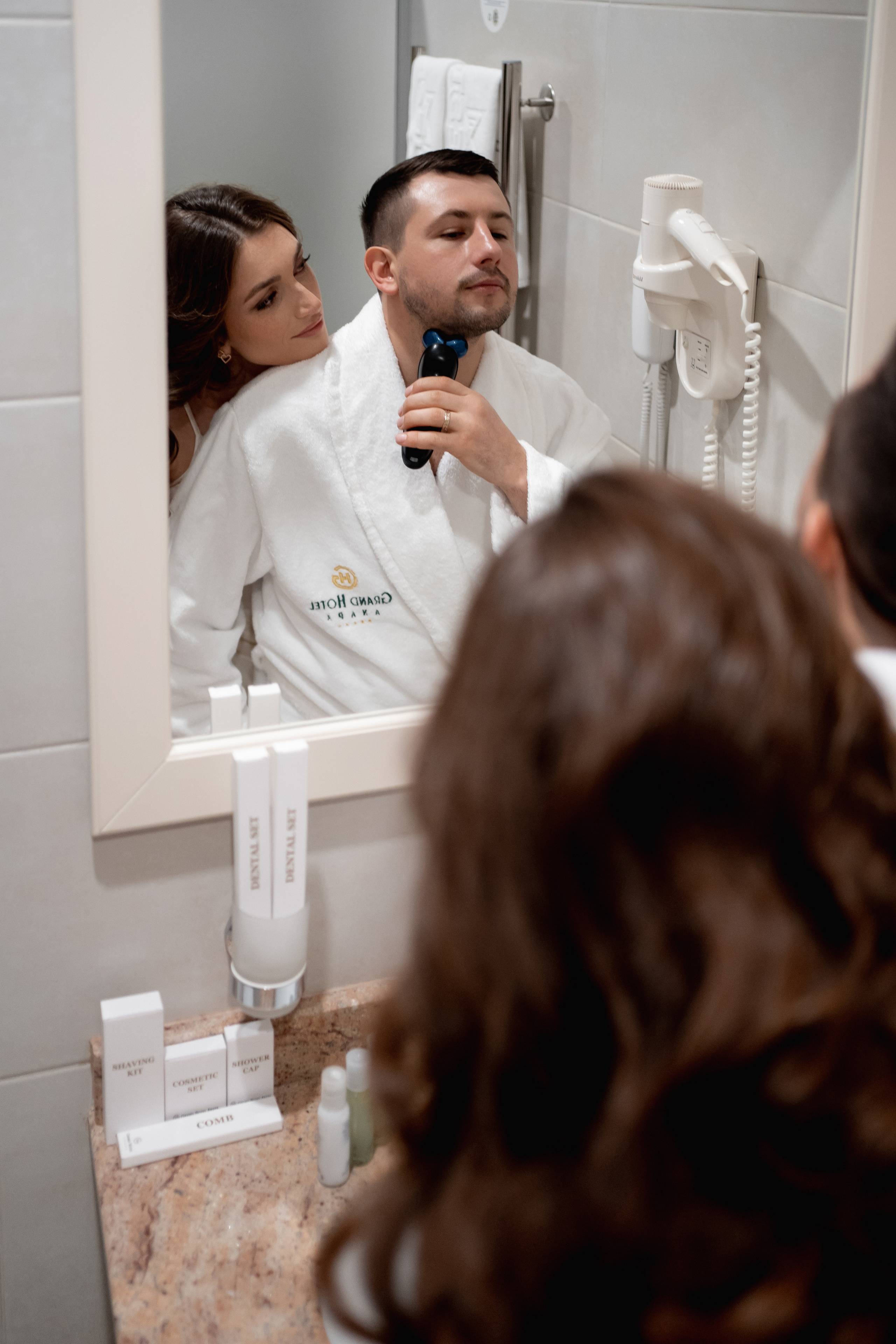 Сборы в отеле. Свадебный и семейный фотограф в Анапе Елена Полетаева