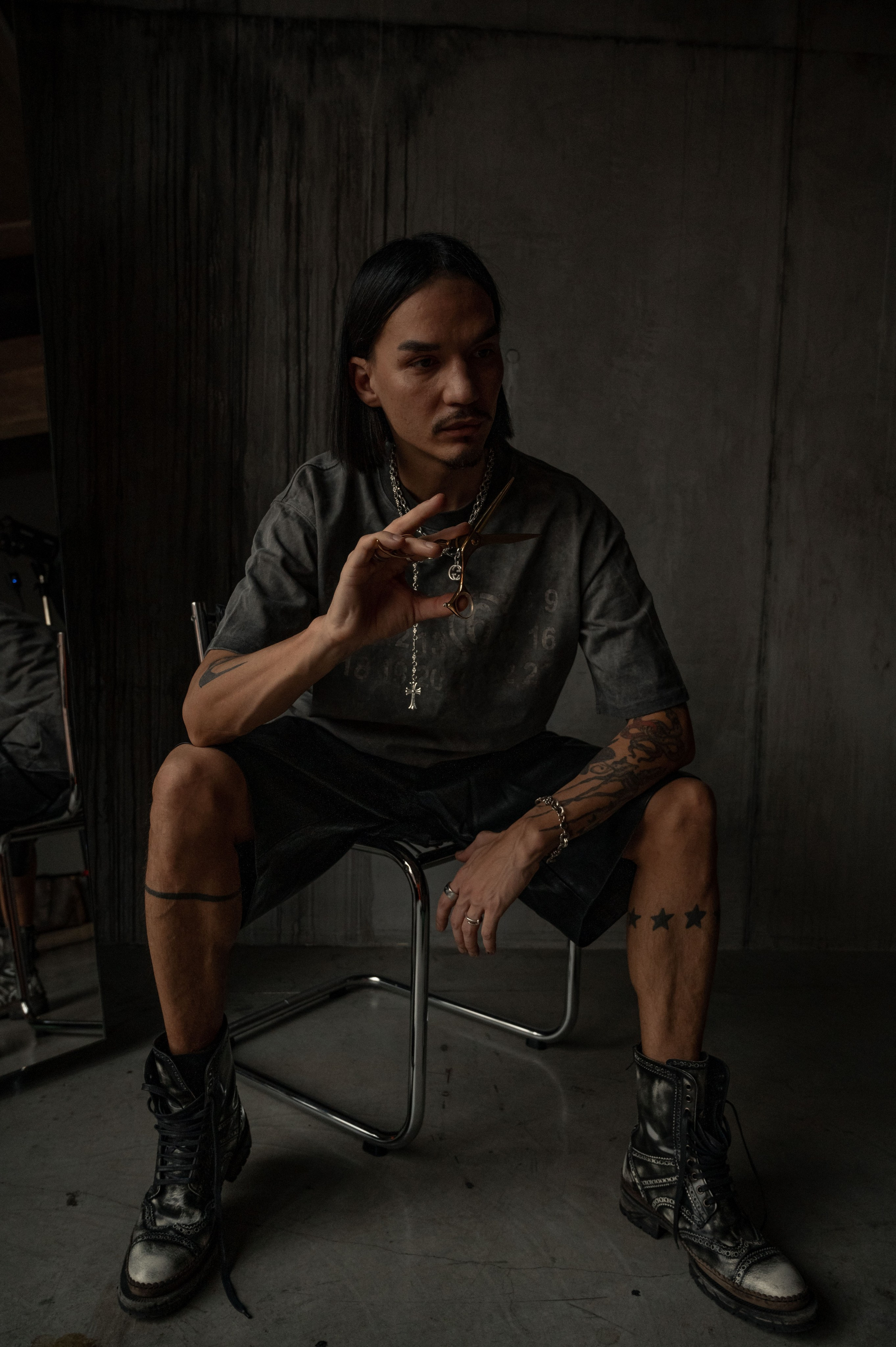 Мужской фотограф СПБ. Профессиональный фотограф беременности в СПБ. Стильные фотосессии беременности в стиле минимализм и классическая фотография