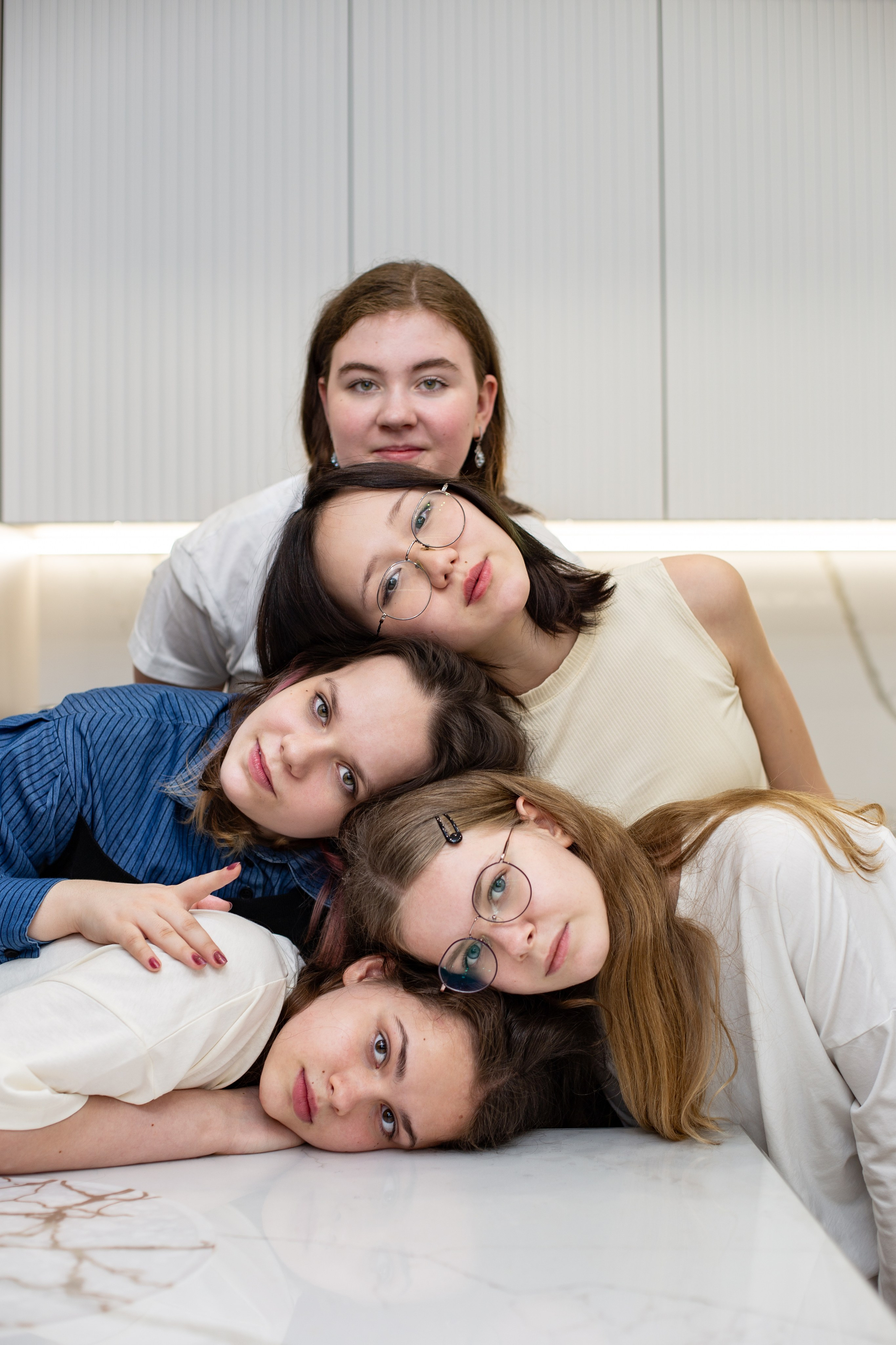 Друзья. Выпускной альбом в Реутово для школ и детских садов