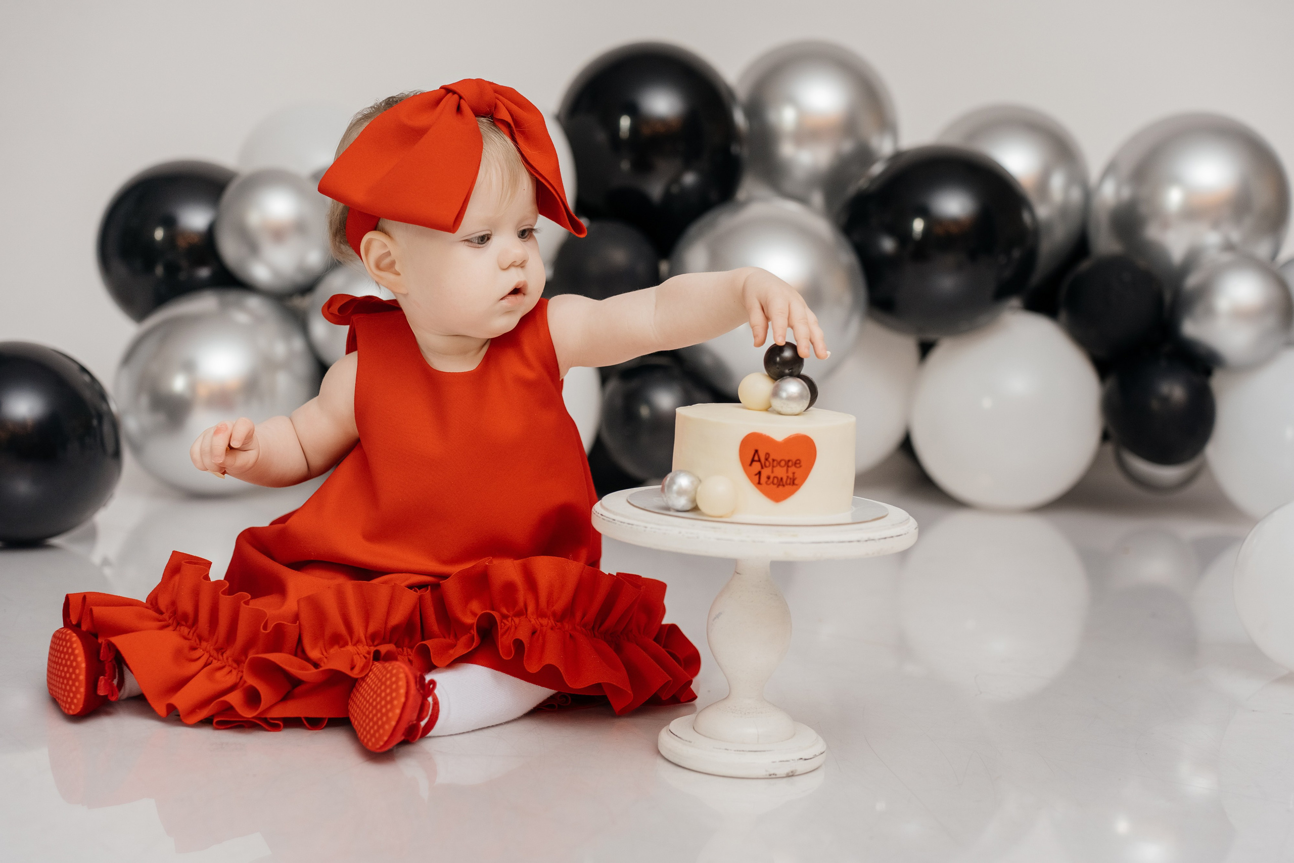 Годовасики. Лана Абрамян-Фотограф новорожденных и беременных в Новороссийске Анапе