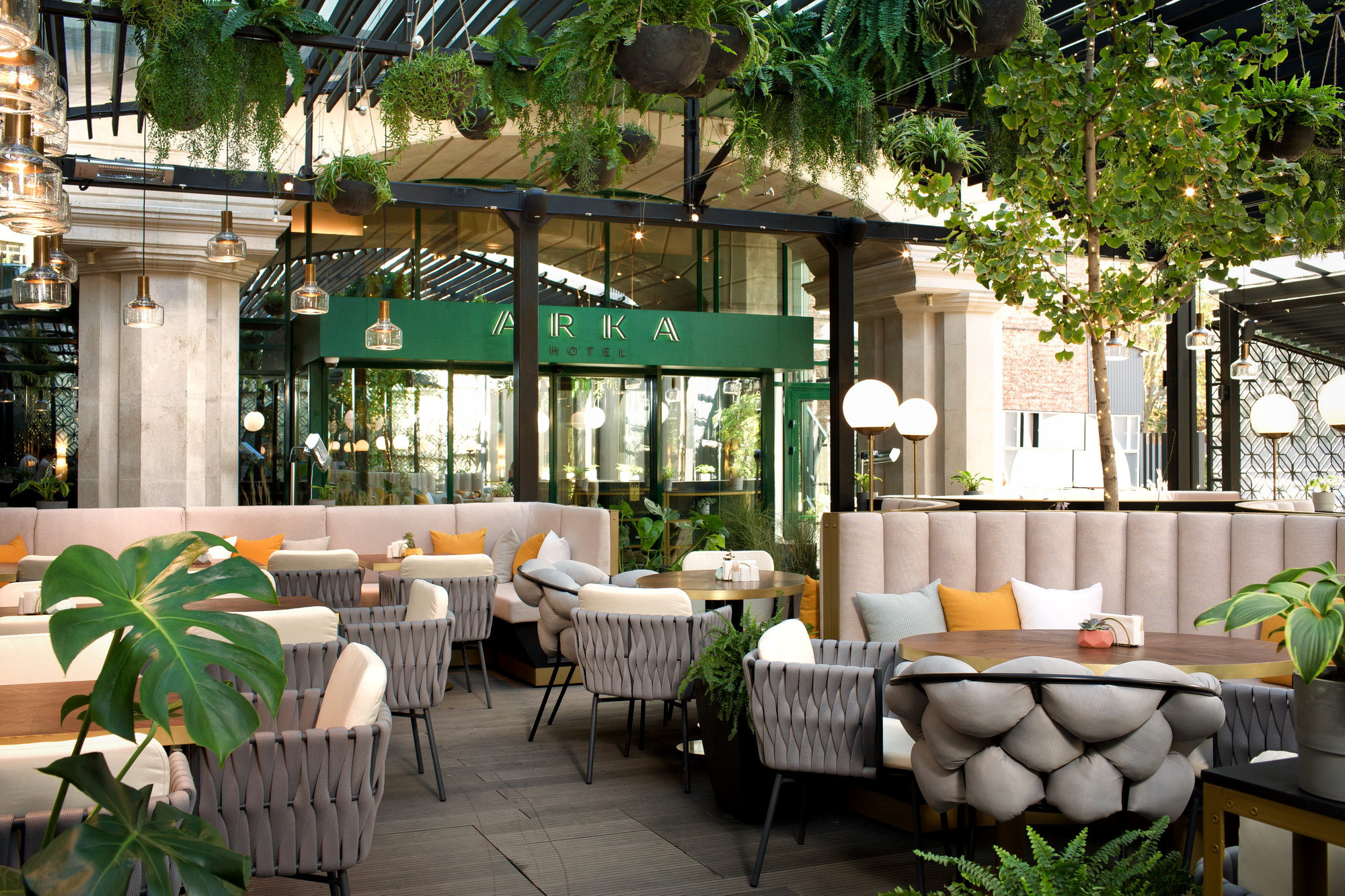 Ресторан LILO_к открытию. Профессиональный фотограф в Ростове-на-Дону Станислав Бурдон