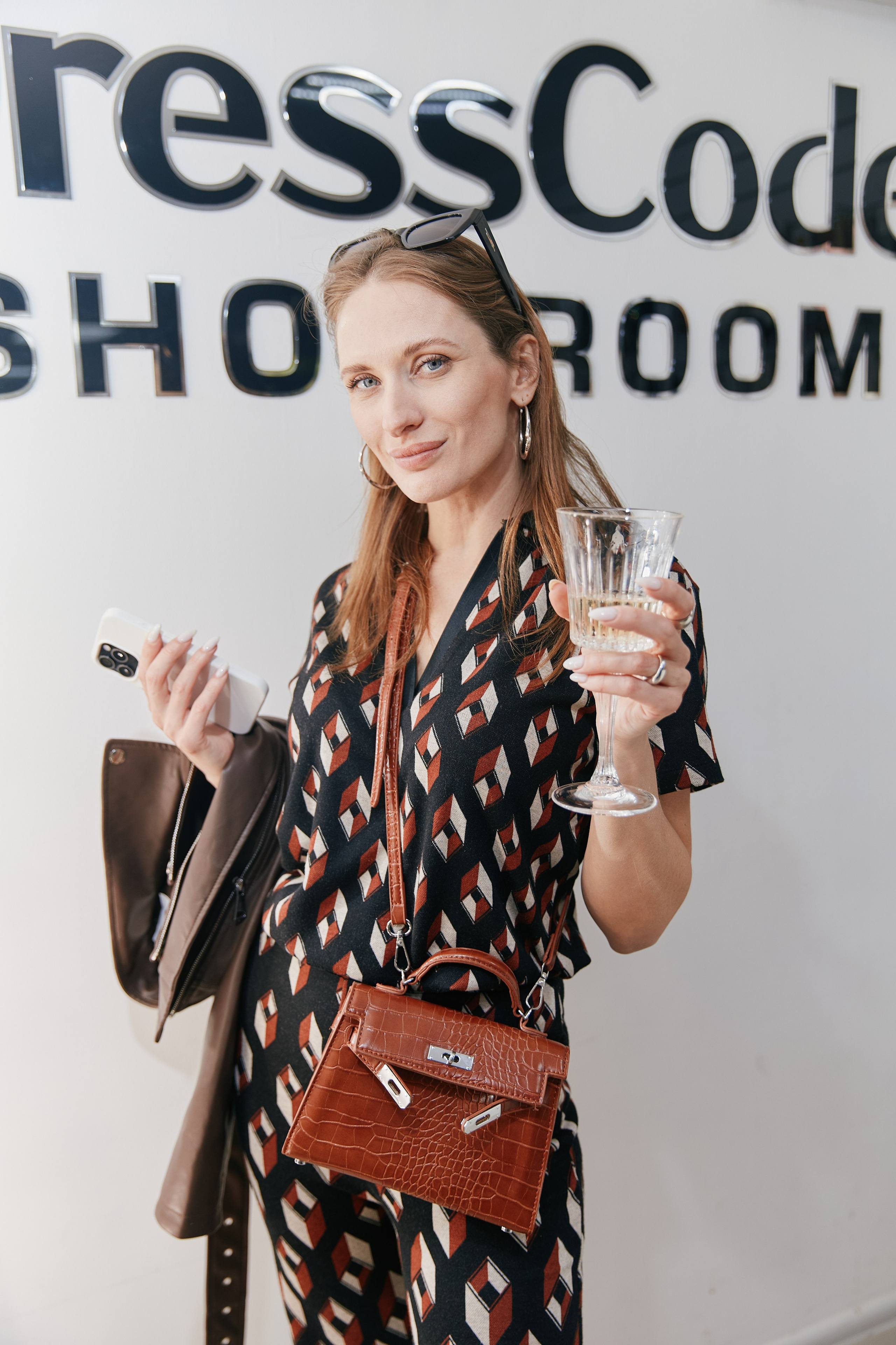 Один день с блогерами в DressCode SHOWROOM 16.04. Свадебный репортажный фотограф краснодар максим дремов дрёмов фотосессия студия цена