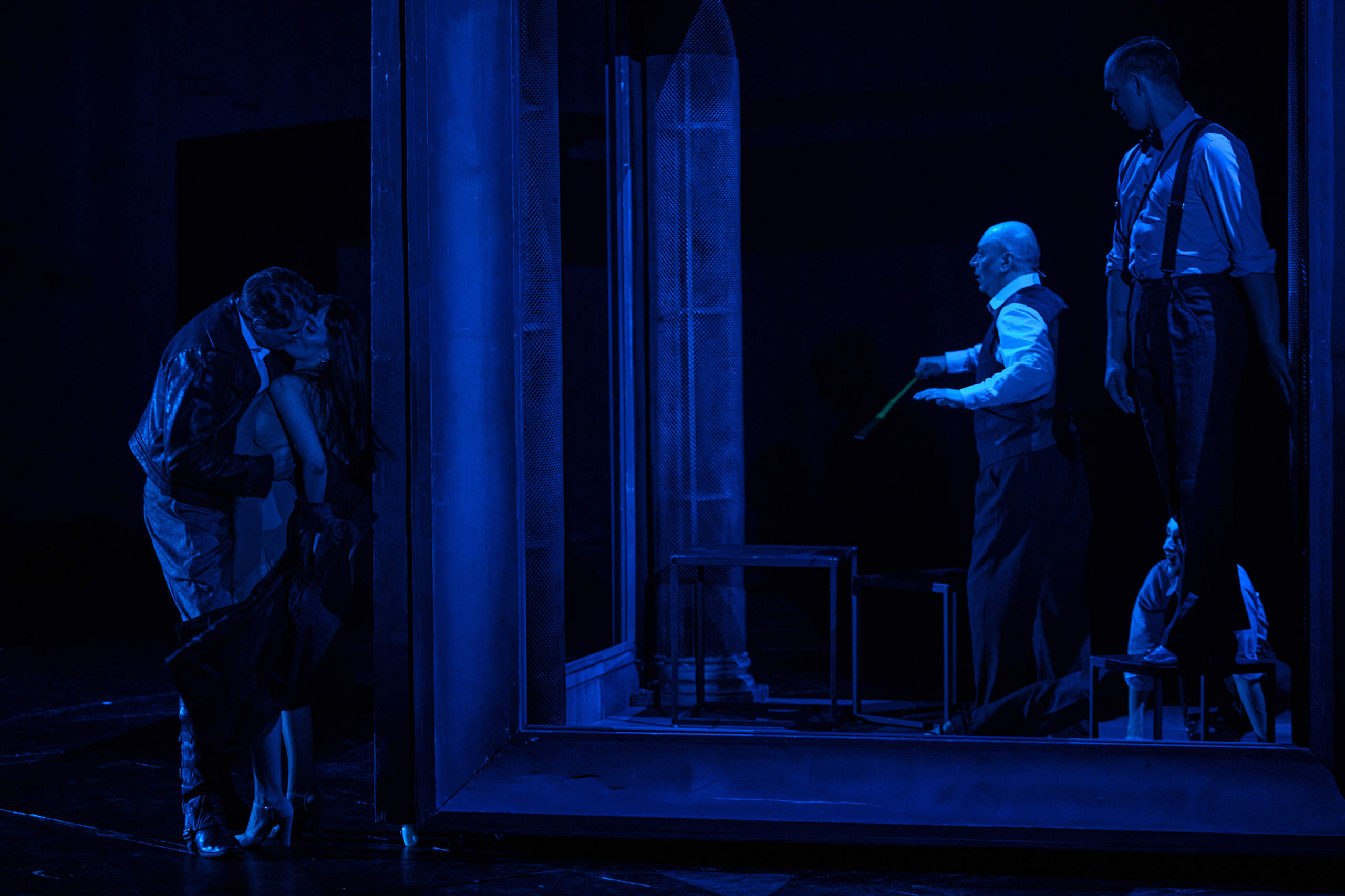 Прозрачные краски. Фотограф Нина Антонова