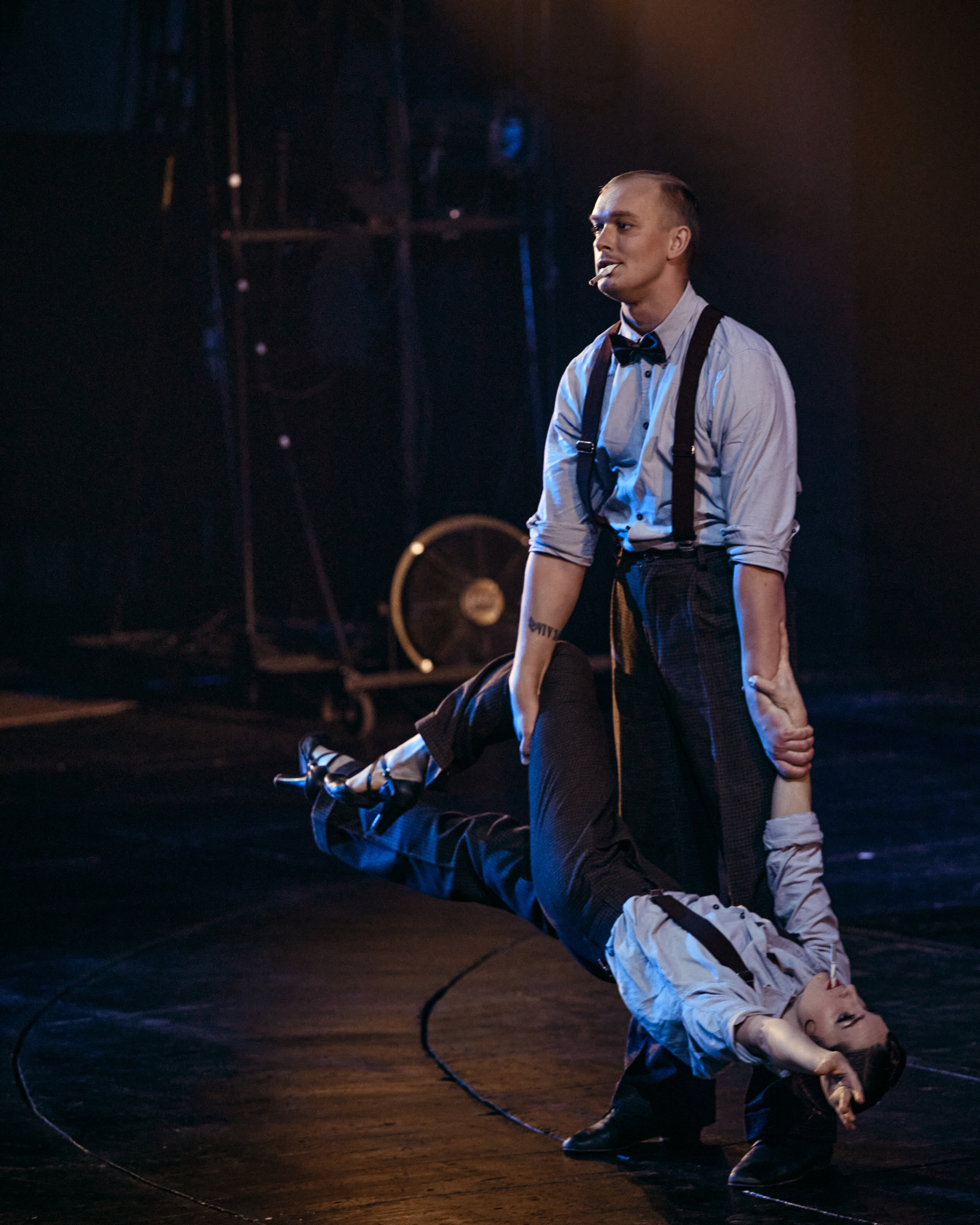 Прозрачные краски. Фотограф Нина Антонова