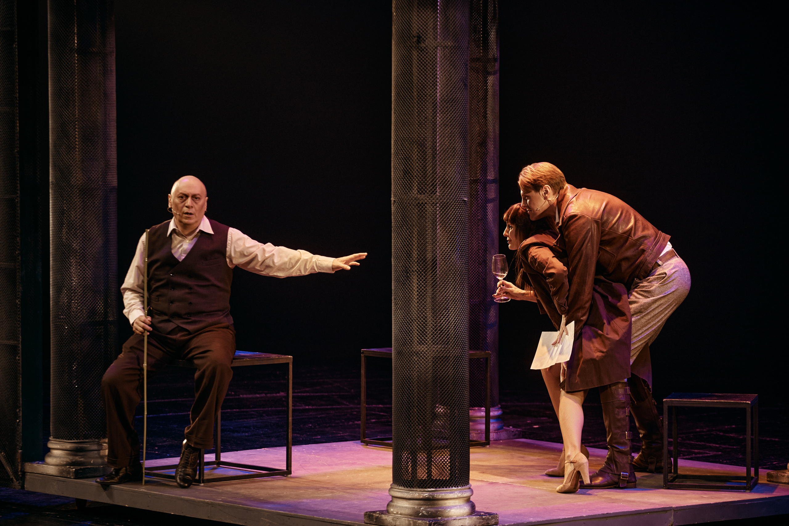 Прозрачные краски. Фотограф Нина Антонова