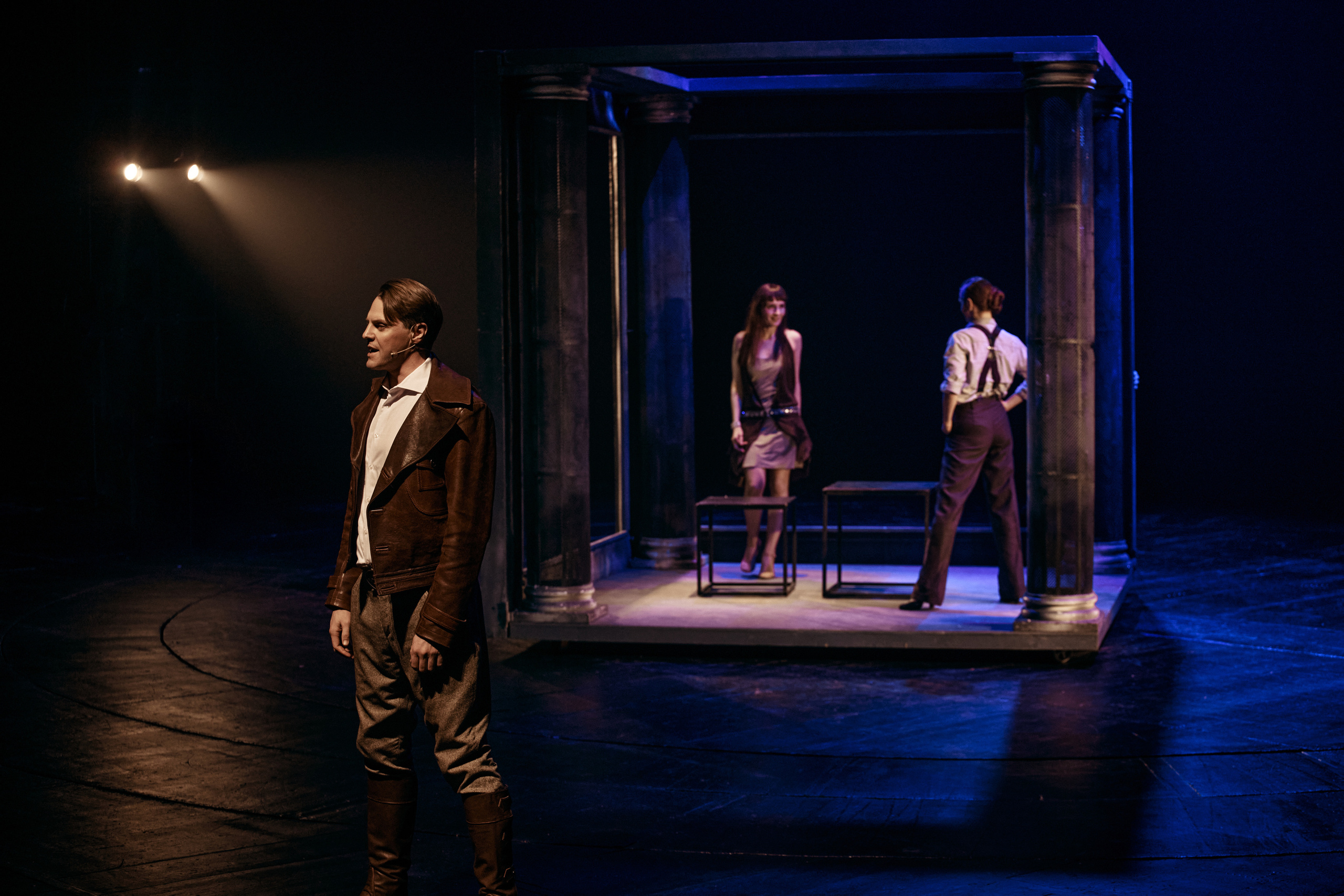 Прозрачные краски. Фотограф Нина Антонова