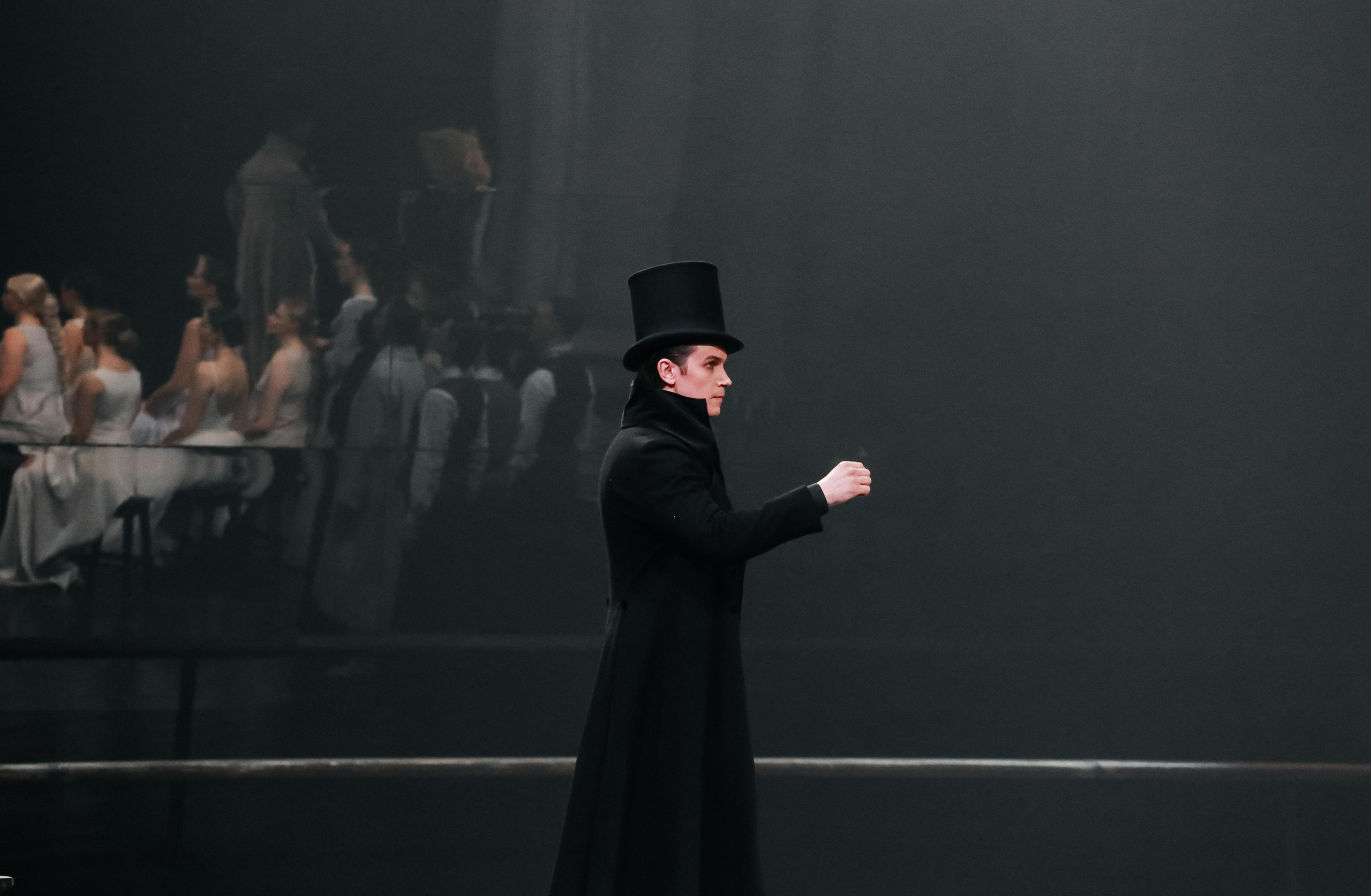 «Онегин». Театр Вахтангова. Режиссер Римас Туминас. Фоторепортаж. Театральная фотосъёмка