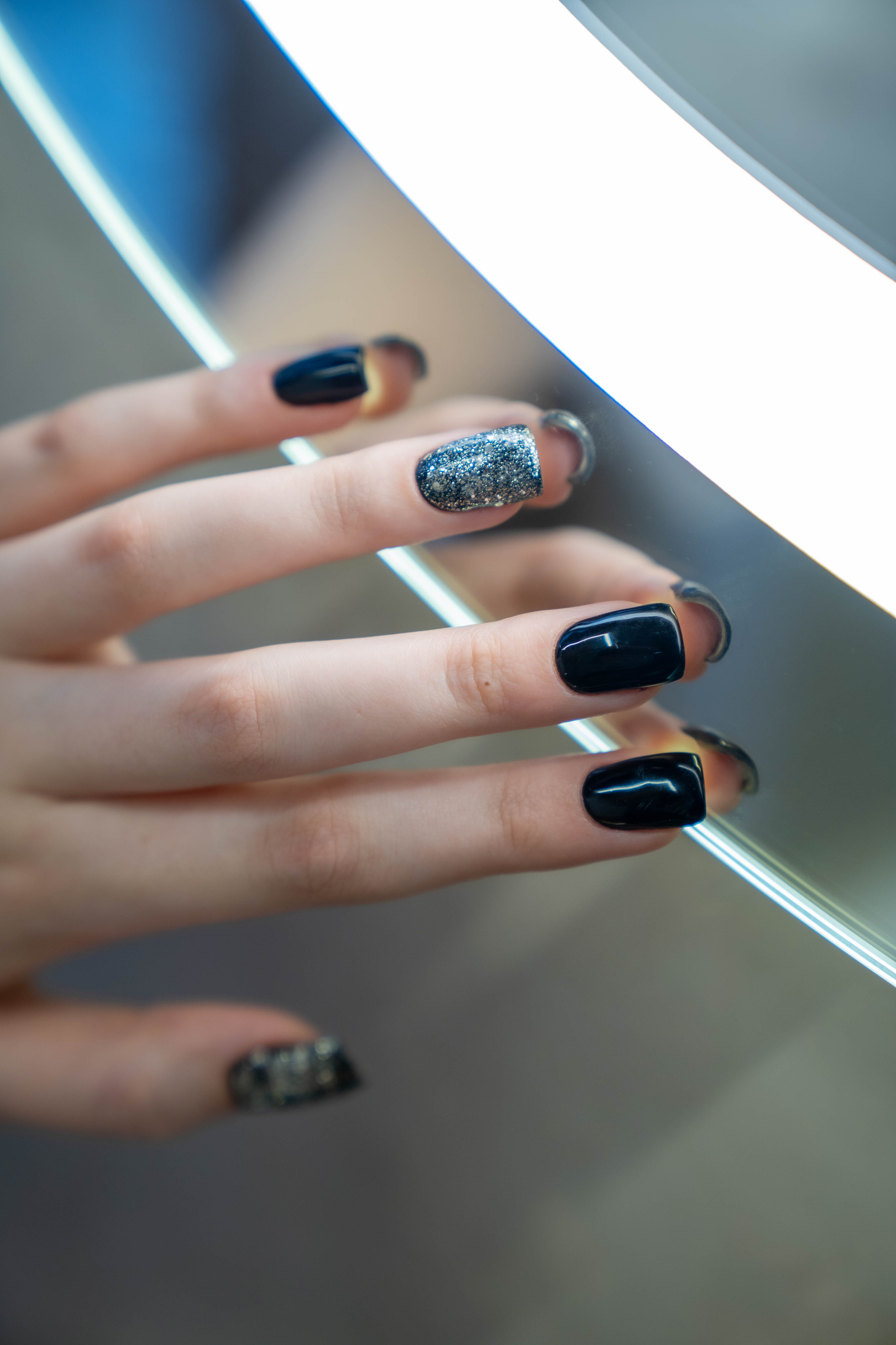 Салон красоты и маникюра SODA Трёхгорка. Фото и видео съёмка на заказ. VAU Studia. Москва