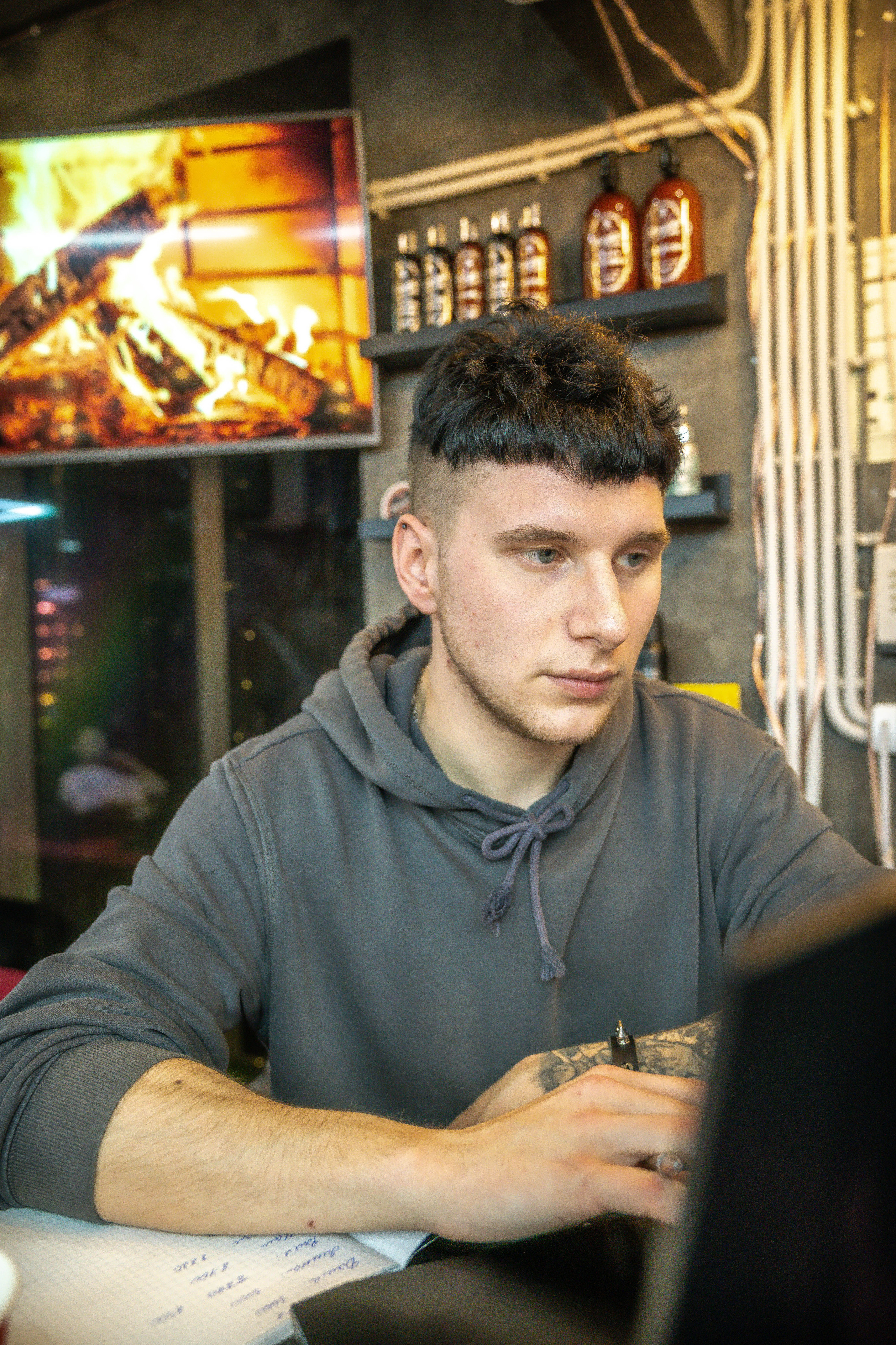 менеджер в барбершопе