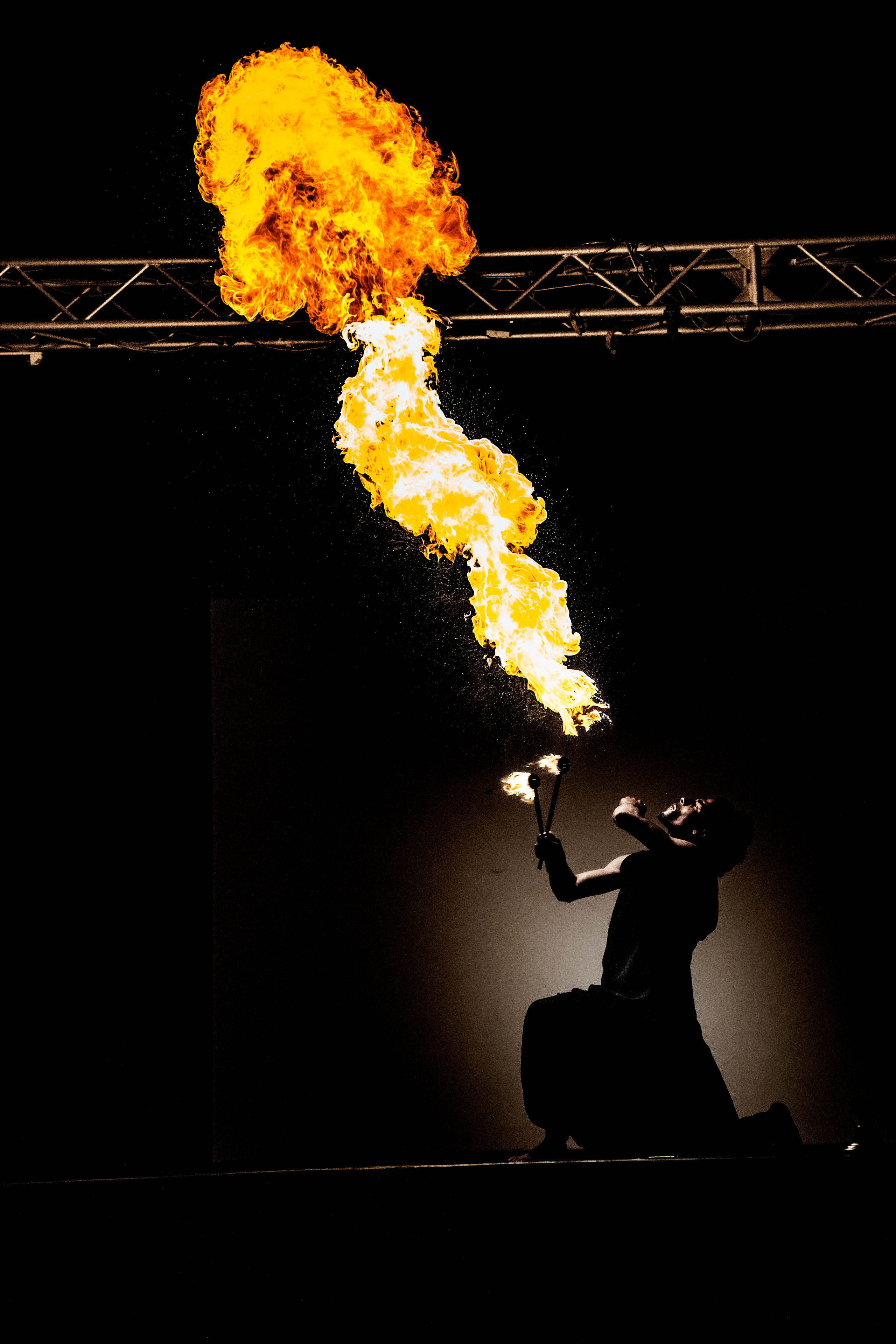 FireShow в отеле SUNRISE Crystal Bay Resort. Hurgada. Egypt. Фото и видео съёмка на заказ. VAU Studia. Москва