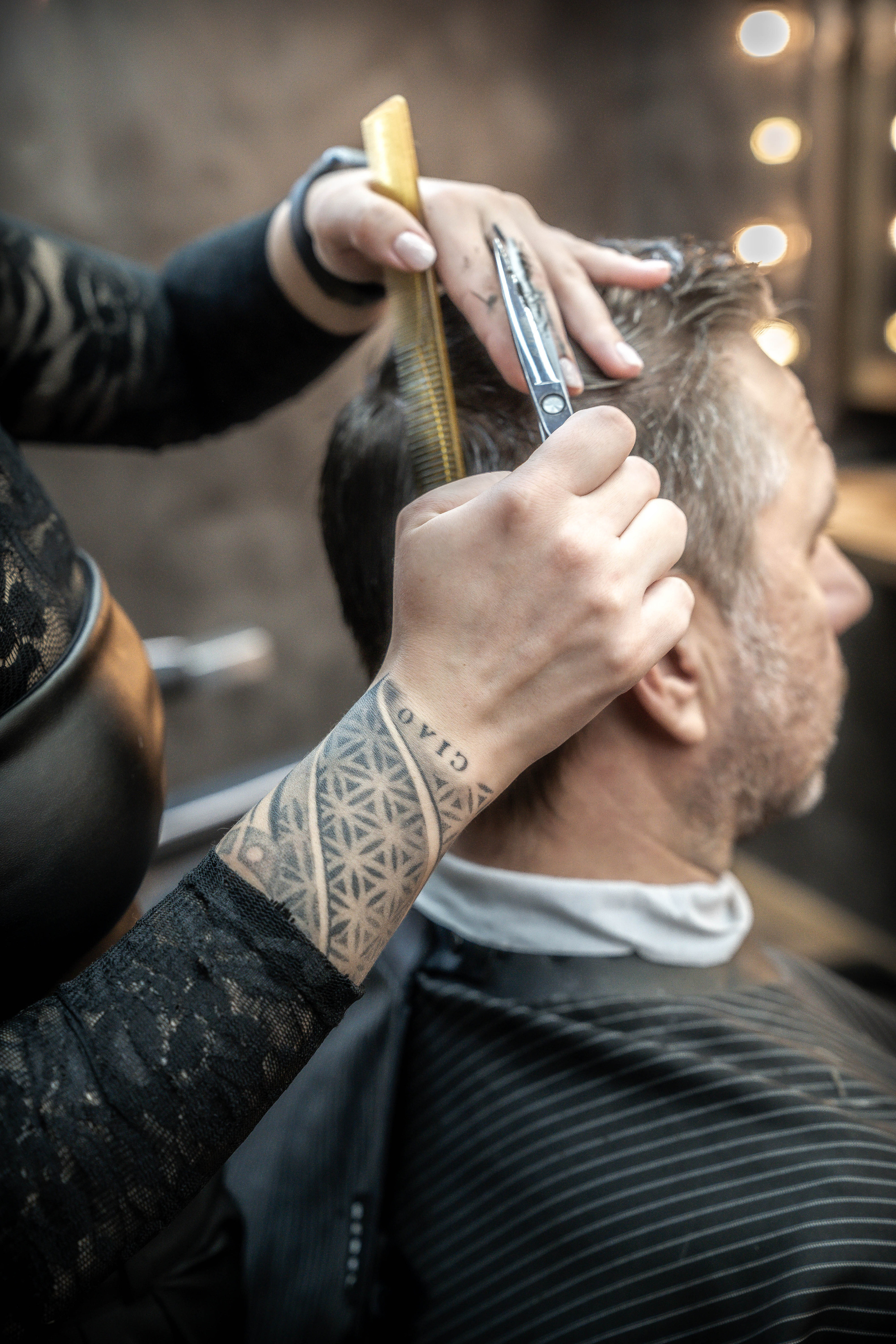 девушка стрижка барбершоп