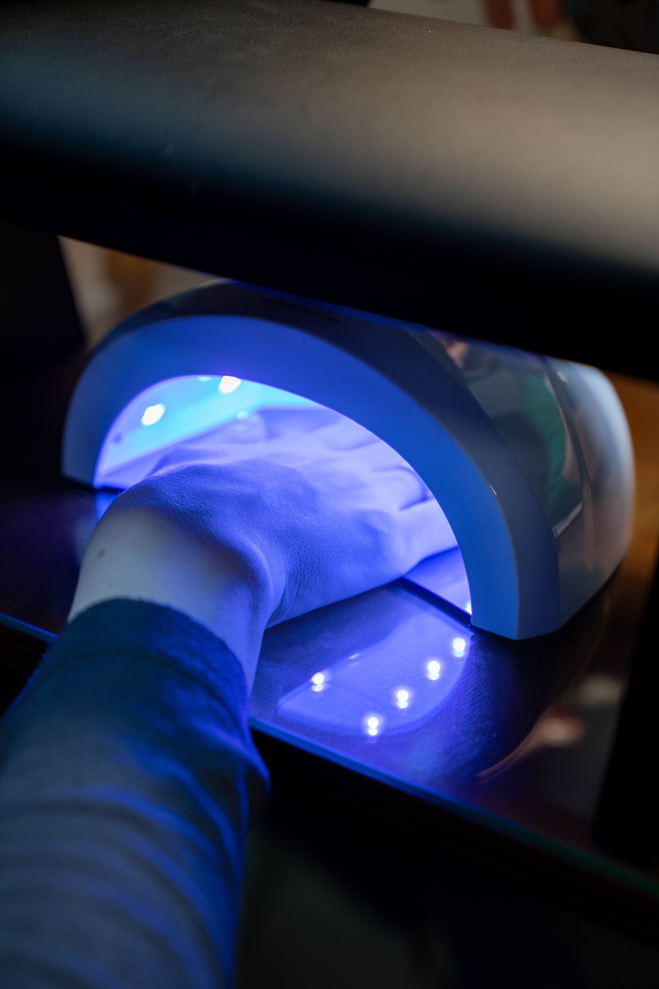 Салон красоты и маникюра SODA Трёхгорка. Фото и видео съёмка на заказ. VAU Studia. Москва