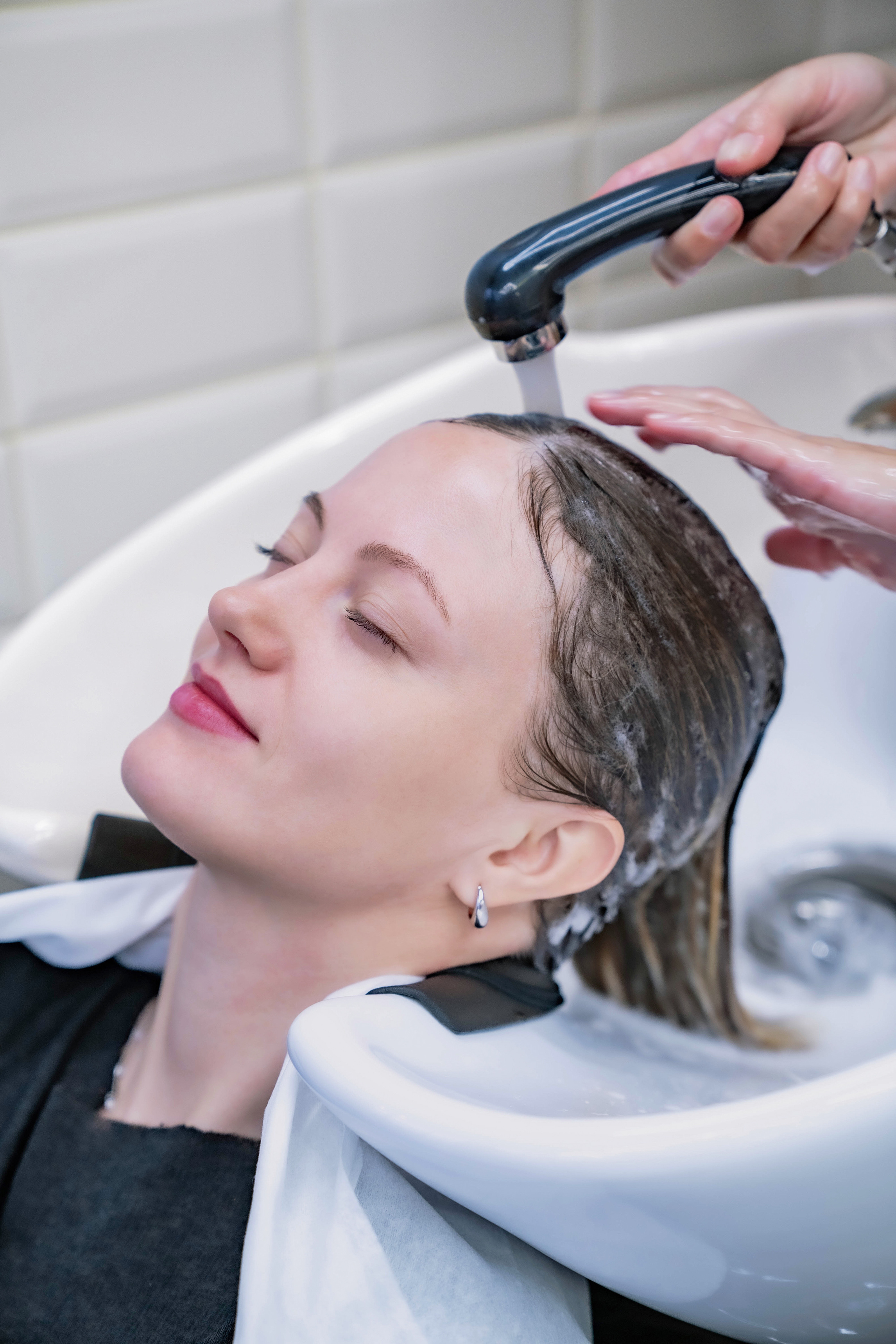 Салон красоты и маникюра SODA Трёхгорка. Фото и видео съёмка на заказ. VAU Studia. Москва