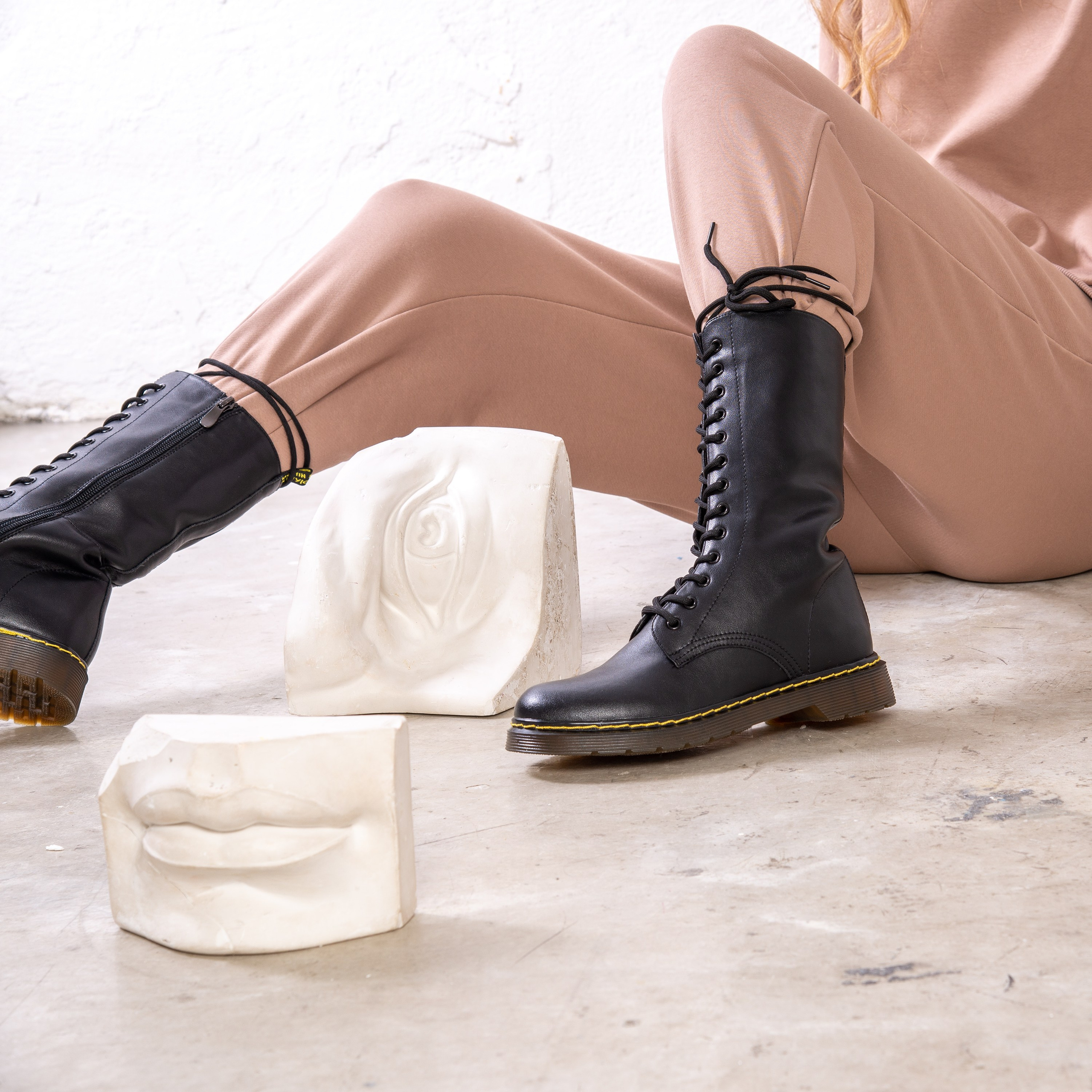 Съемка для бренда обуви. Фотограф Юлия Зимина