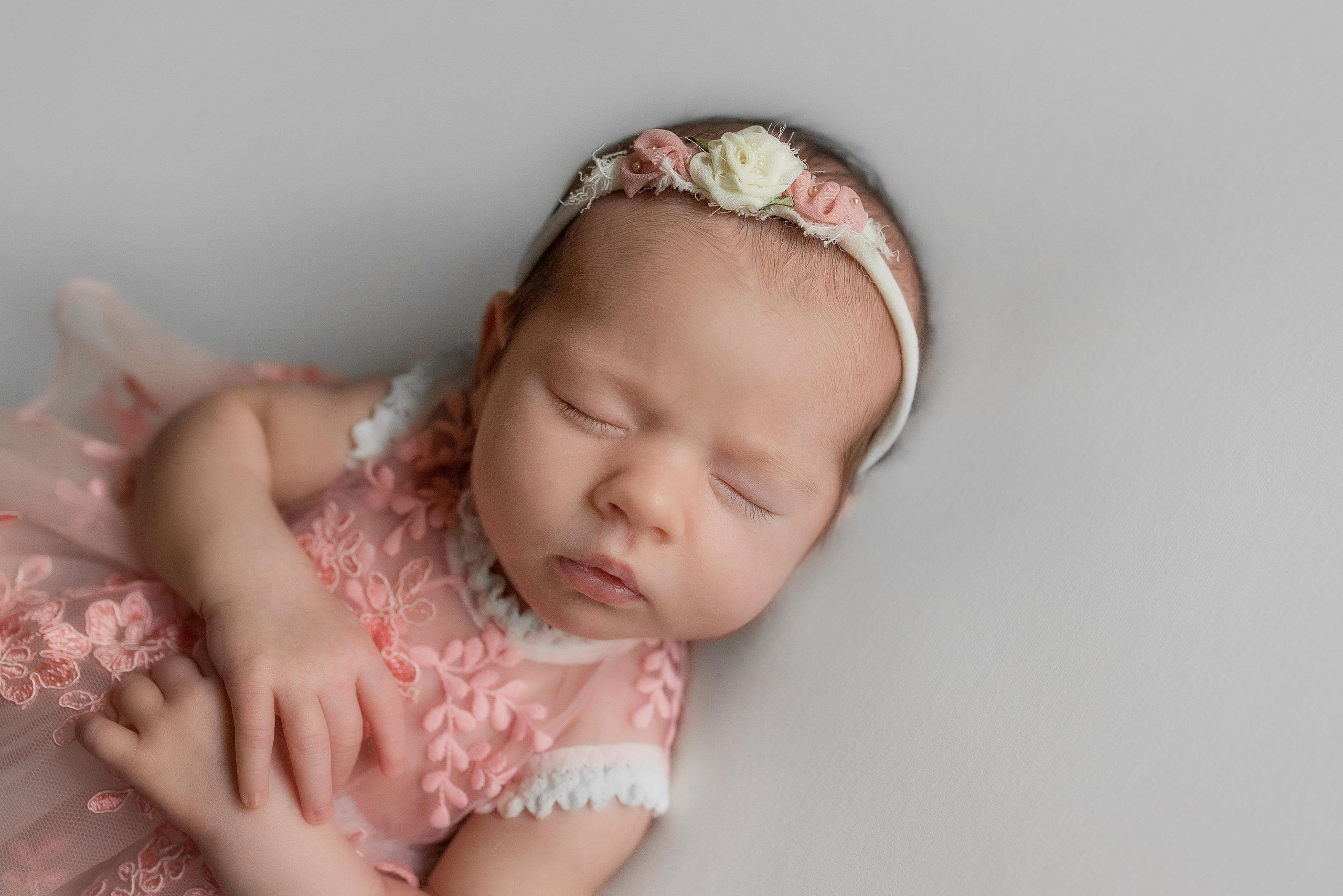Агата. Фотограф новорожденных в Екатеринбурге Лена Ильина