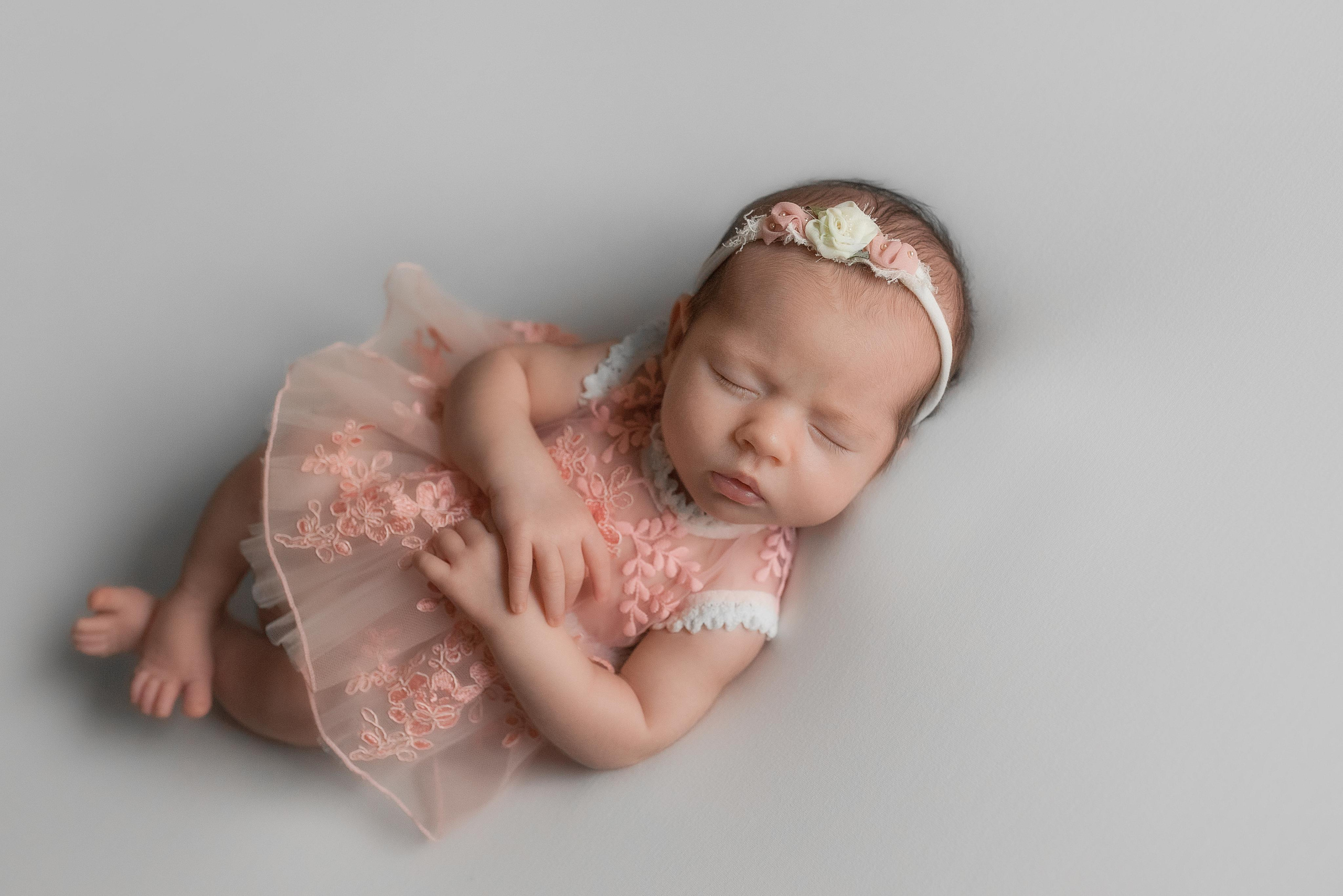 Агата. Фотограф новорожденных в Екатеринбурге Лена Ильина