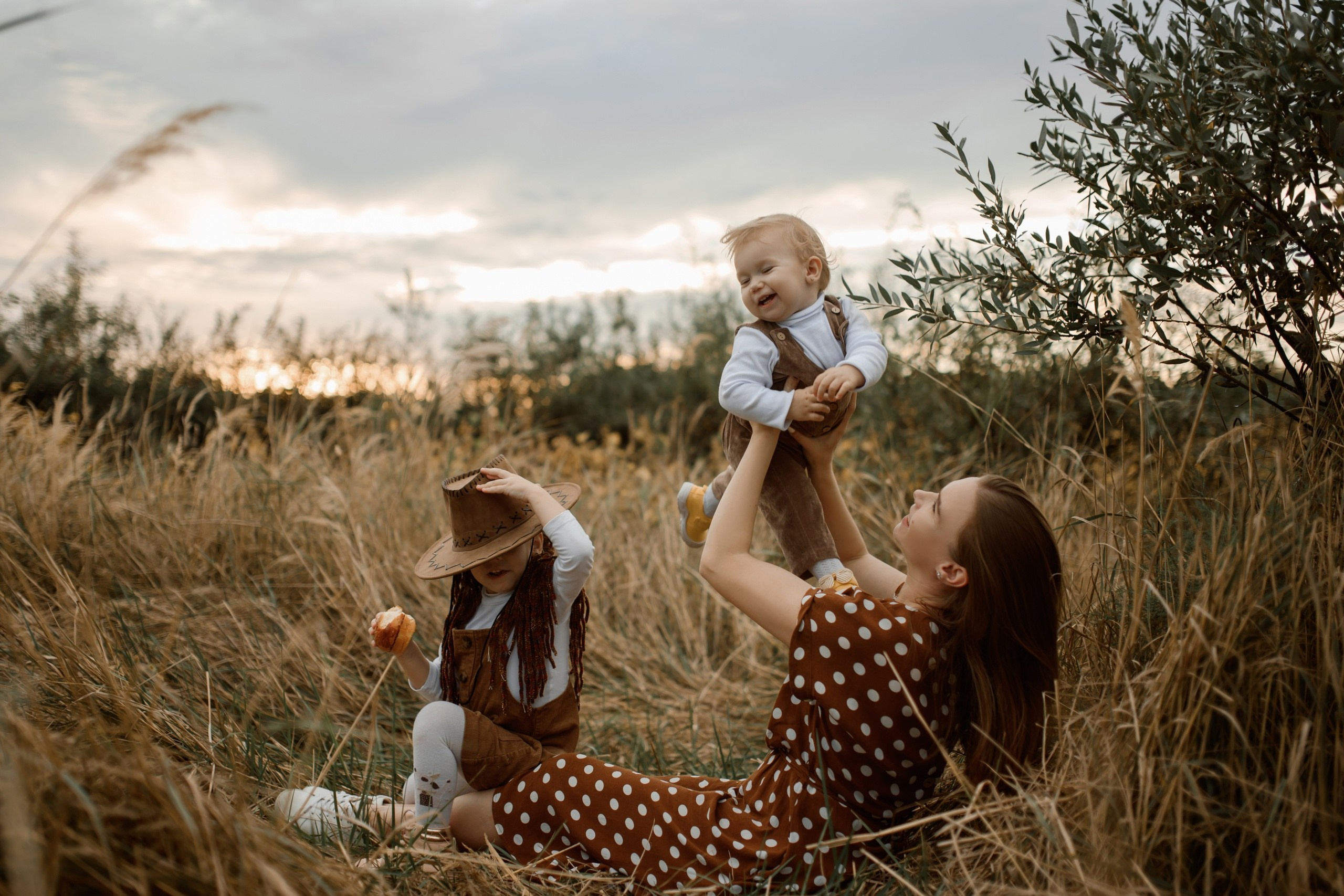 Семейные истории. Свадебный фотограф в г. Астрахань. Так же выезжаю в другие города