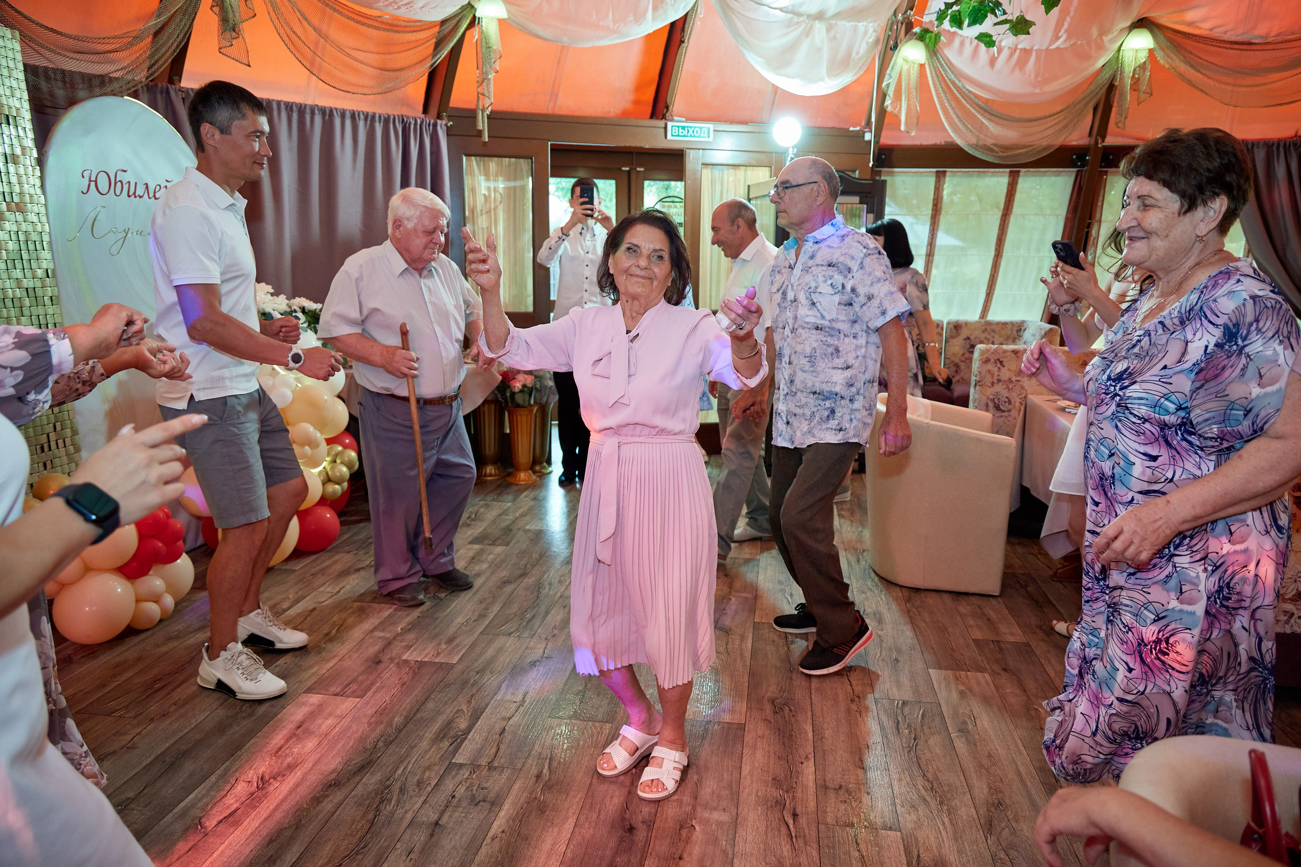 Юбилеи, корпоративы, любые праздники