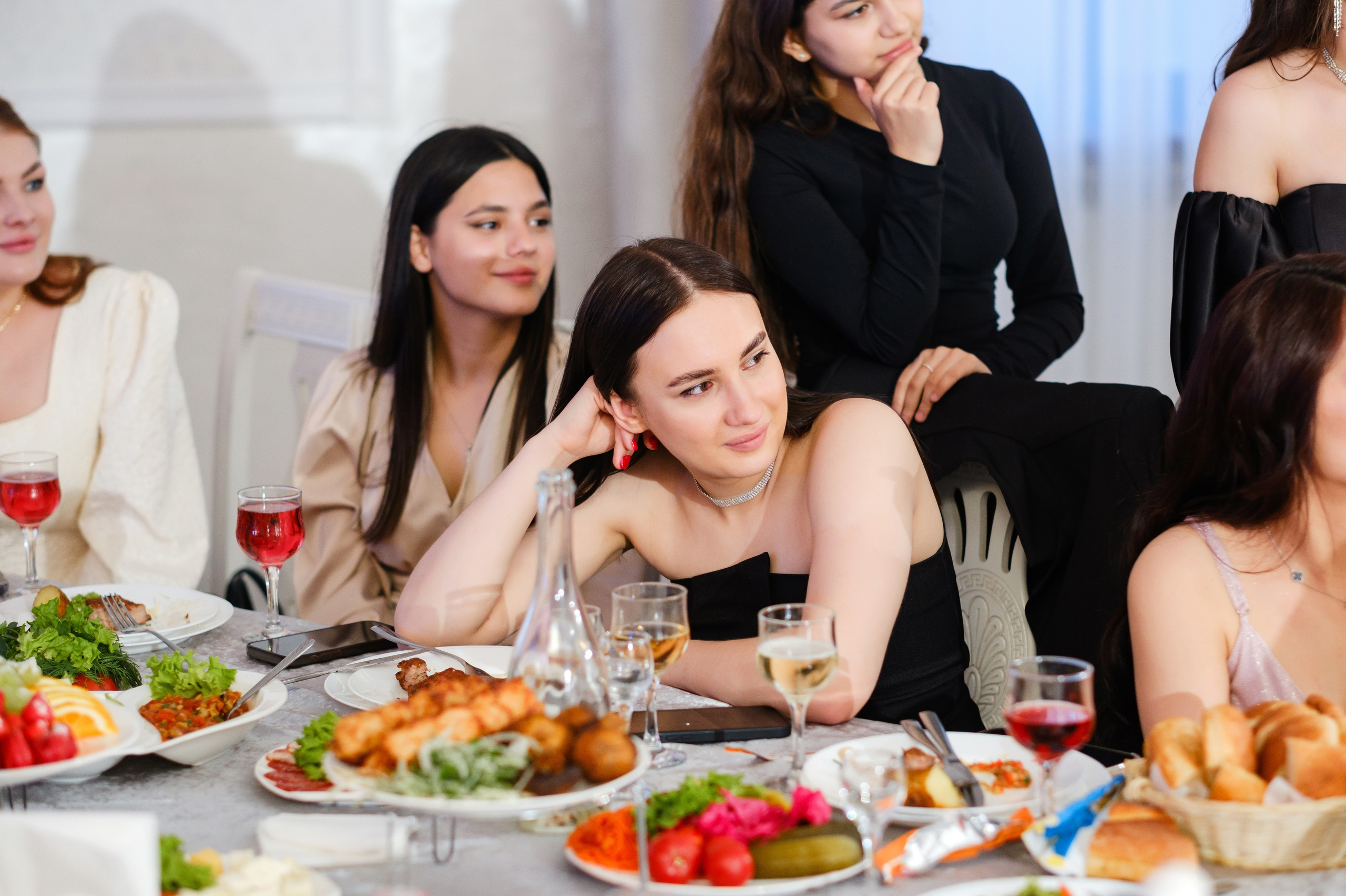 Тазабег и Диана. Свадебный фотограф | репортаж | праздники | крещение