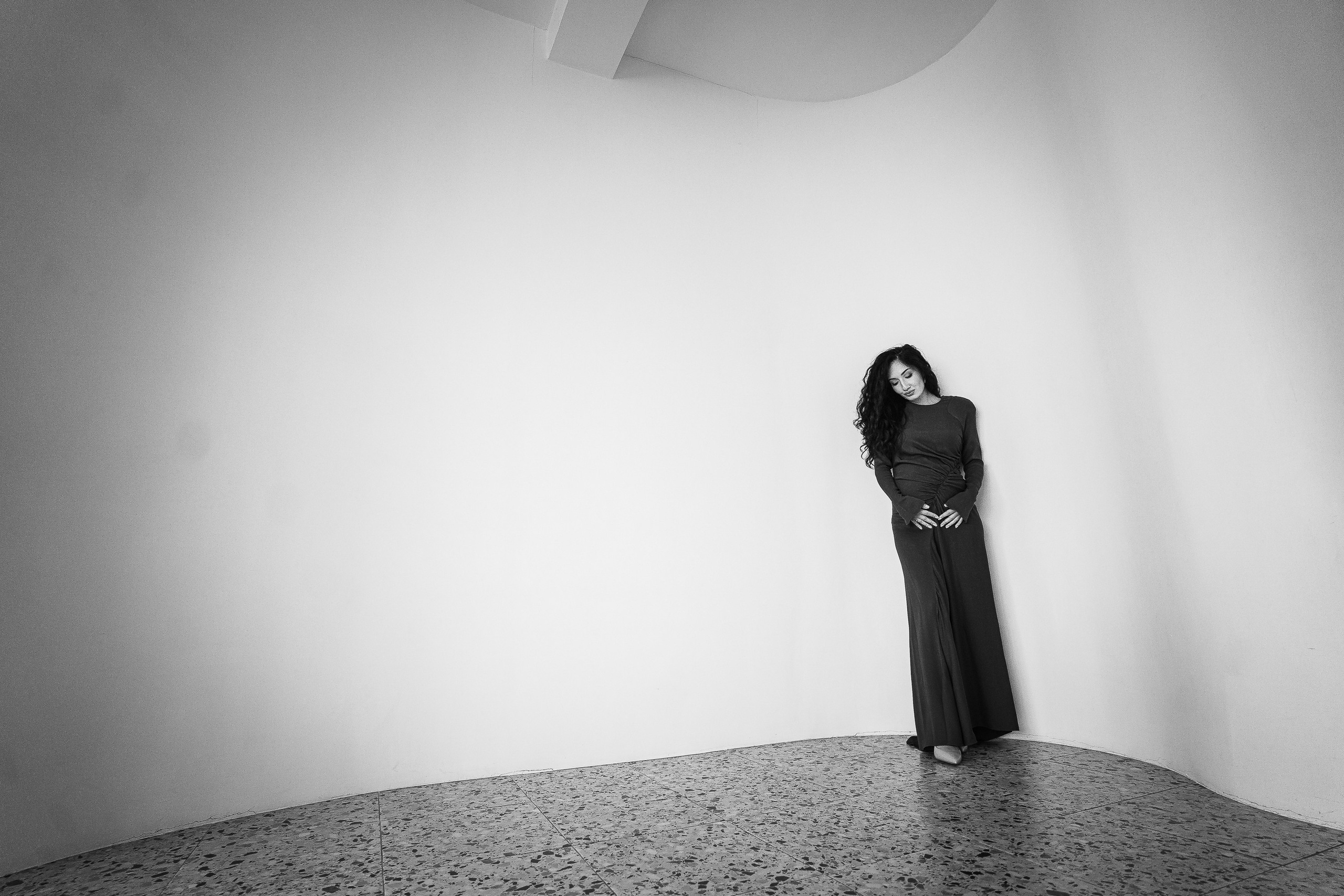 Беременность в ЧБ. Ваш свадебный и семейный фотограф