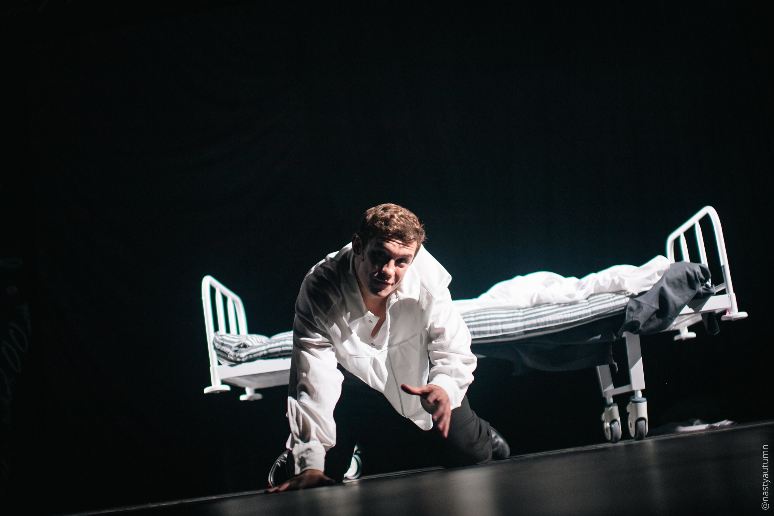 Генеральный прогон «Маяковский. Я сам.». Репортажный и концертный фотограф в Москве Анастасия Осень