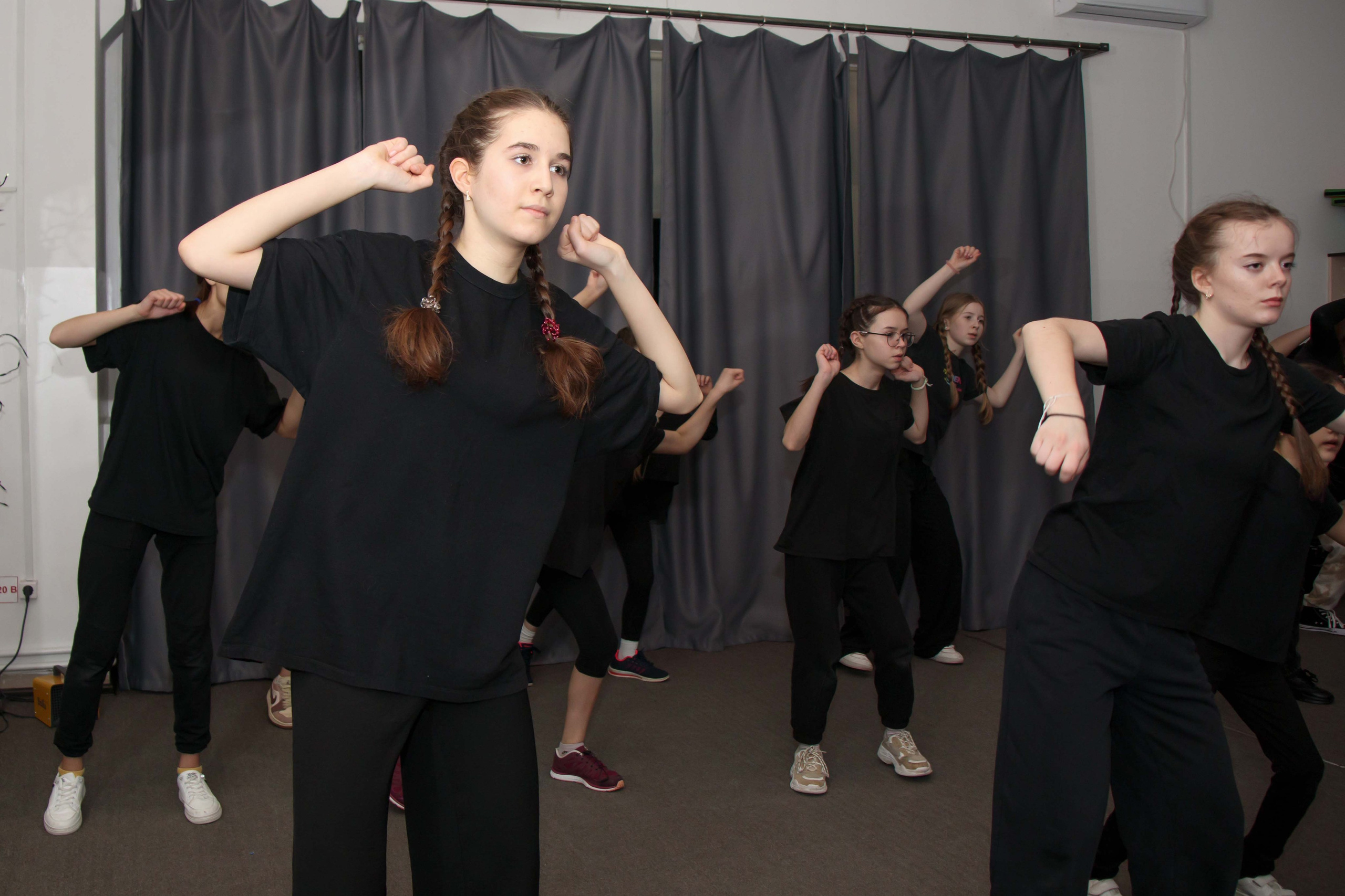 Тренировка в танц. школе. Репортажный Фотограф