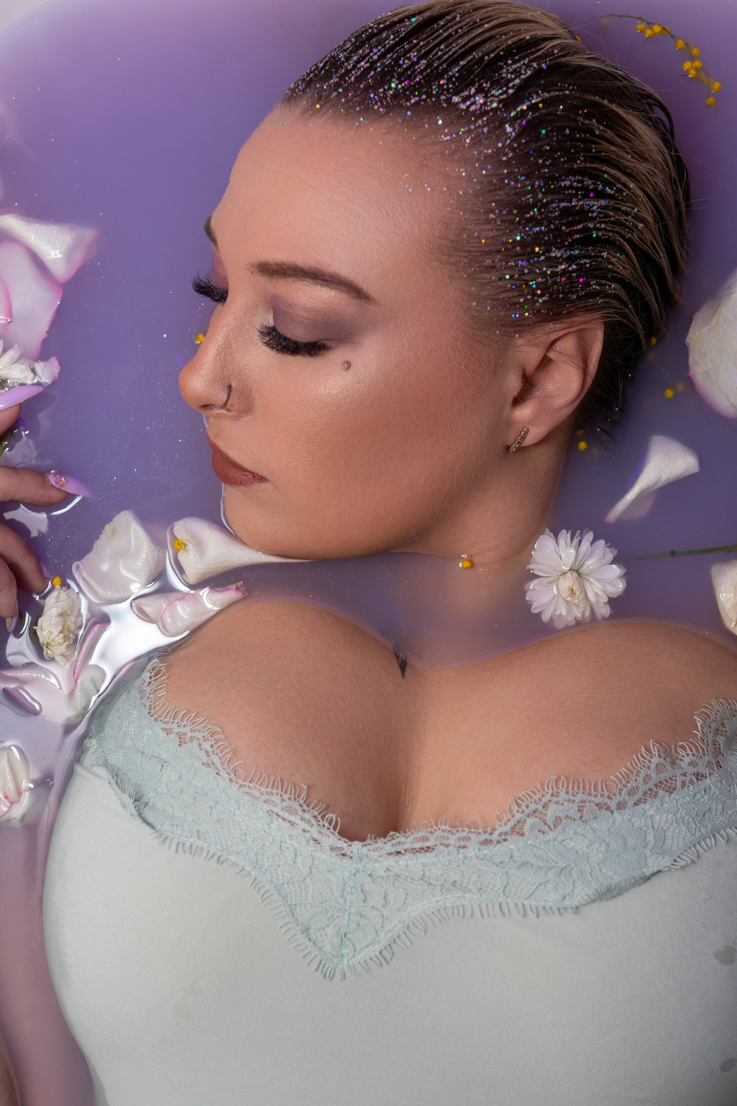 Молочная нежность. Репортажная, студийная, свадебная, автоспорт, коммерческая, фотосессия: Фотографы Николай и Елена DvoTar/ДвоТар