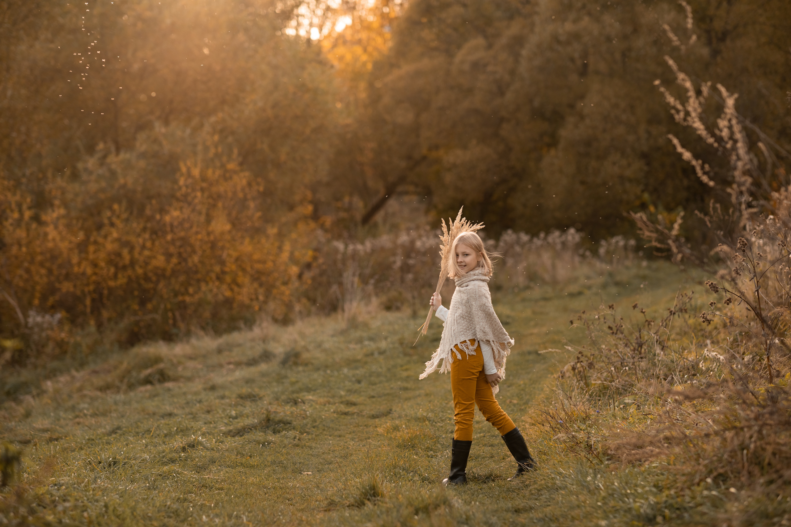 Фотопрогулка с лошадкой для Киры. Женский семейный фотограф Тула Москва Захарова Анна