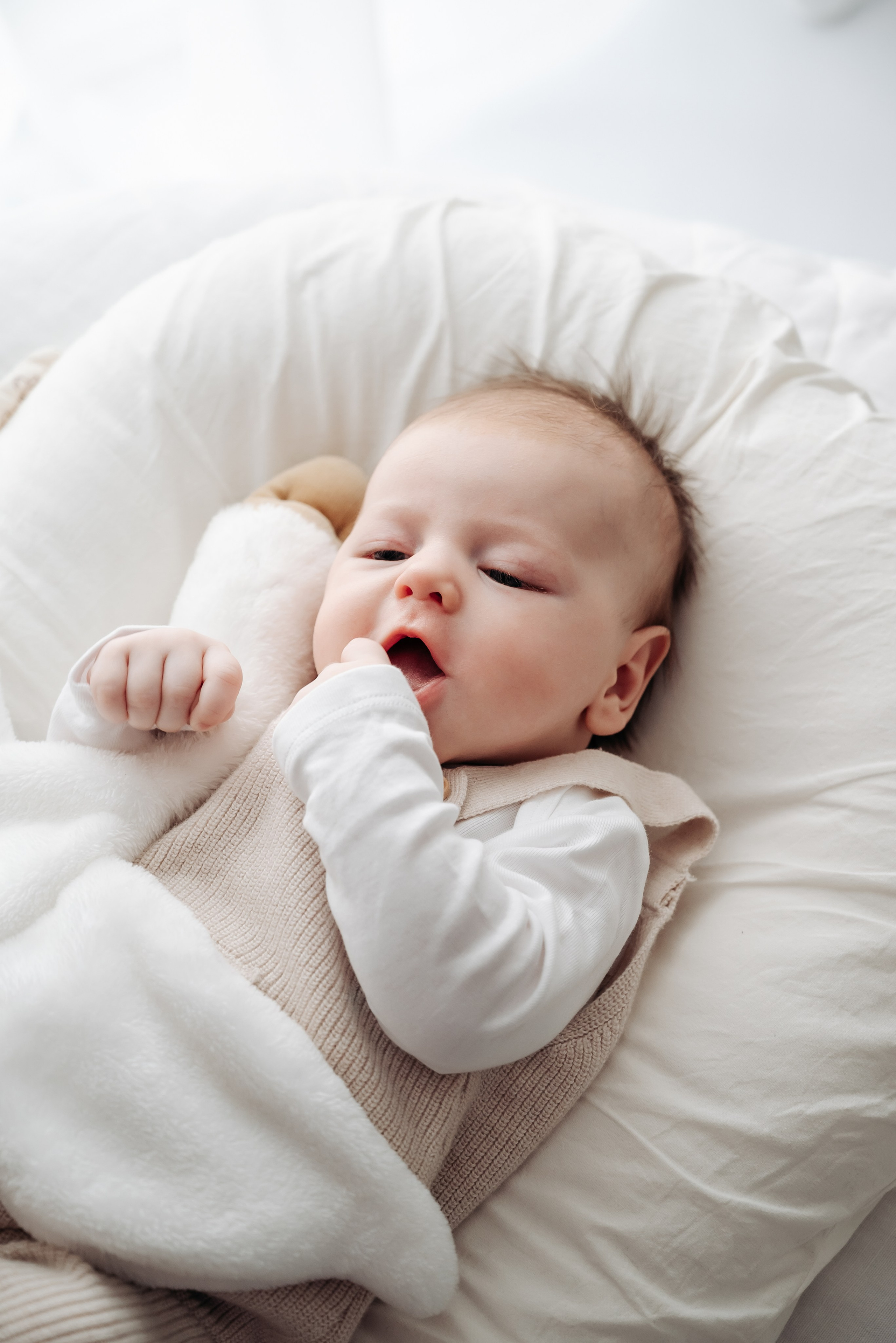 Newborn. Фотограф Татьяна Ульянова. Съёмка выписки из роддома, Таинства Крещения