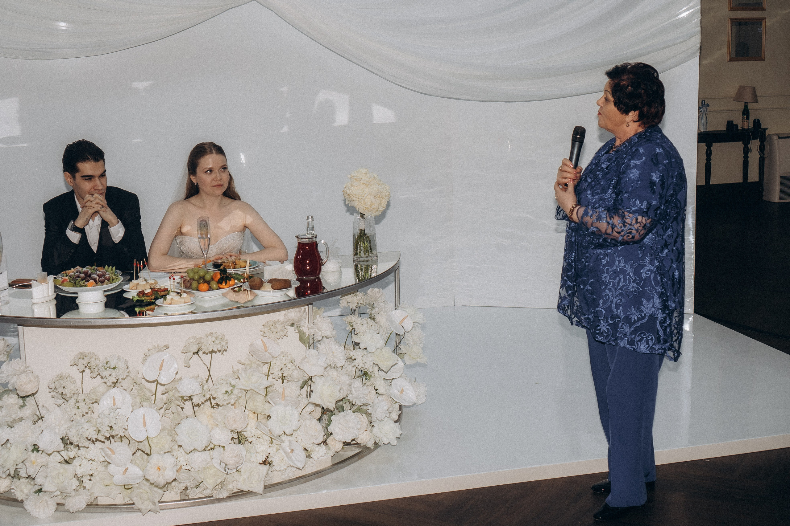 СВАДЕБНАЯ СЬЕМКА СБОРОВ В ОТЕЛЕ И ВЫЕЗД НА ЦЕРЕМОНИЮ (СНЯТО В СИБИРЕ В НИЖНЕВАРТОВСКЕ). Профессиональный фотограф, Санкт-Петербург — Виктория Богомолова