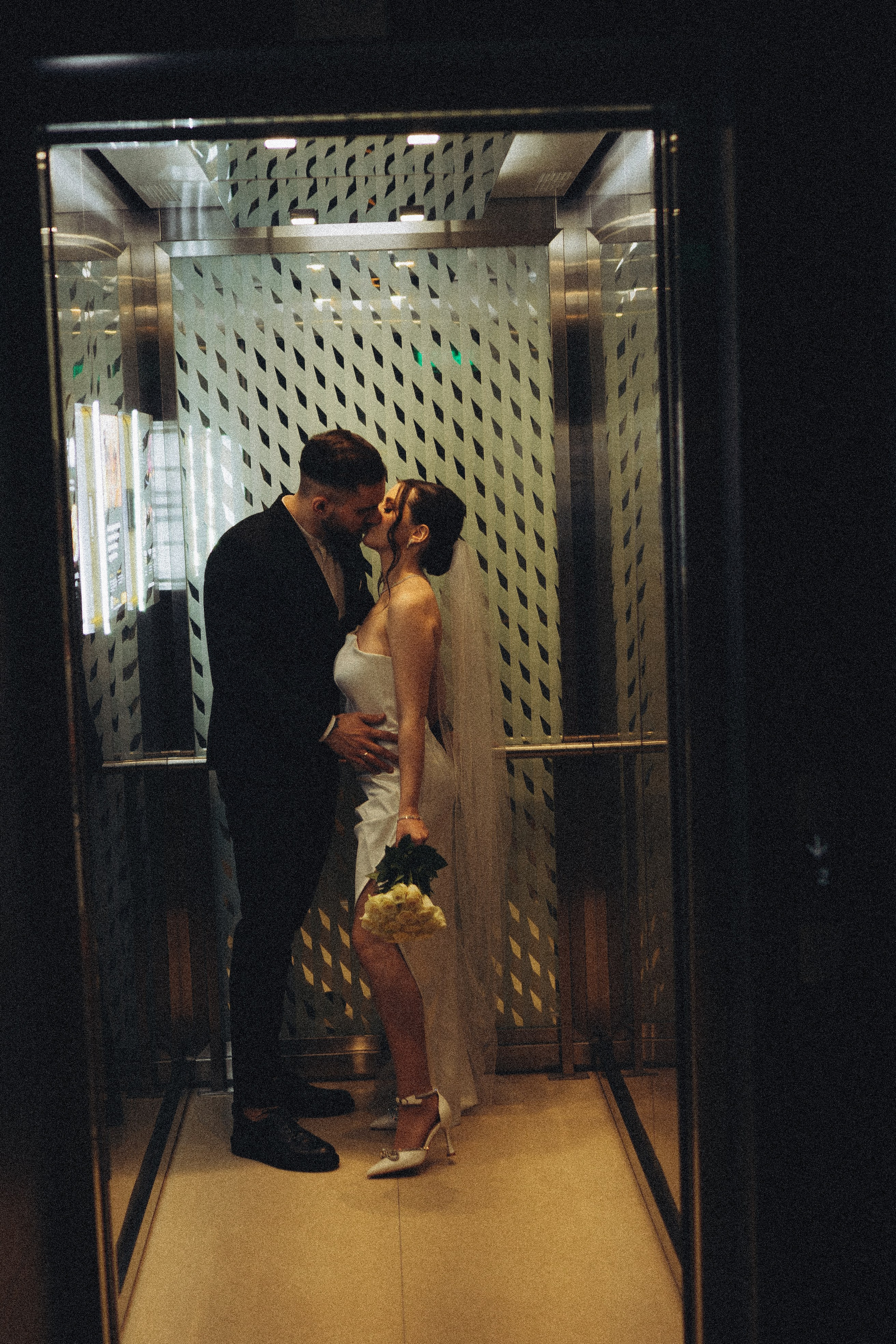 СВАДЕБНАЯ СЬЕМКА СБОРОВ ЖЕНИХА И НЕВЕСТЫ В ОТЕЛЕ И ТАКЖЕ ФОТОСЕССИИЯ В ОТЕЛЕЕ МЕГАПОЛИС БРЯНСК. Профессиональный фотограф, Санкт-Петербург — Виктория Богомолова