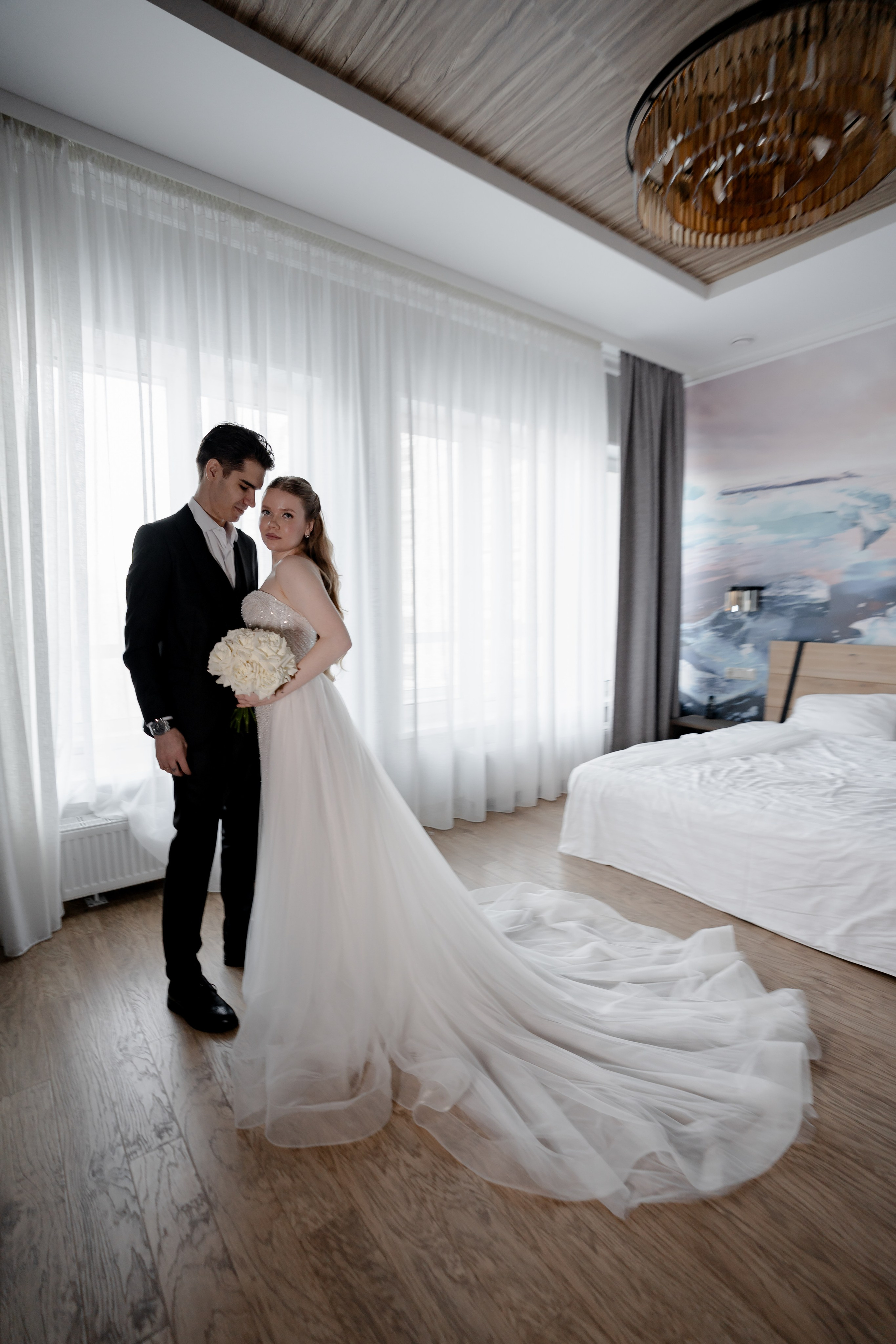 СВАДЕБНАЯ СЬЕМКА СБОРОВ В ОТЕЛЕ И ВЫЕЗД НА ЦЕРЕМОНИЮ (СНЯТО В СИБИРЕ В НИЖНЕВАРТОВСКЕ)М. Профессиональный фотограф, Санкт-Петербург — Виктория Богомолова