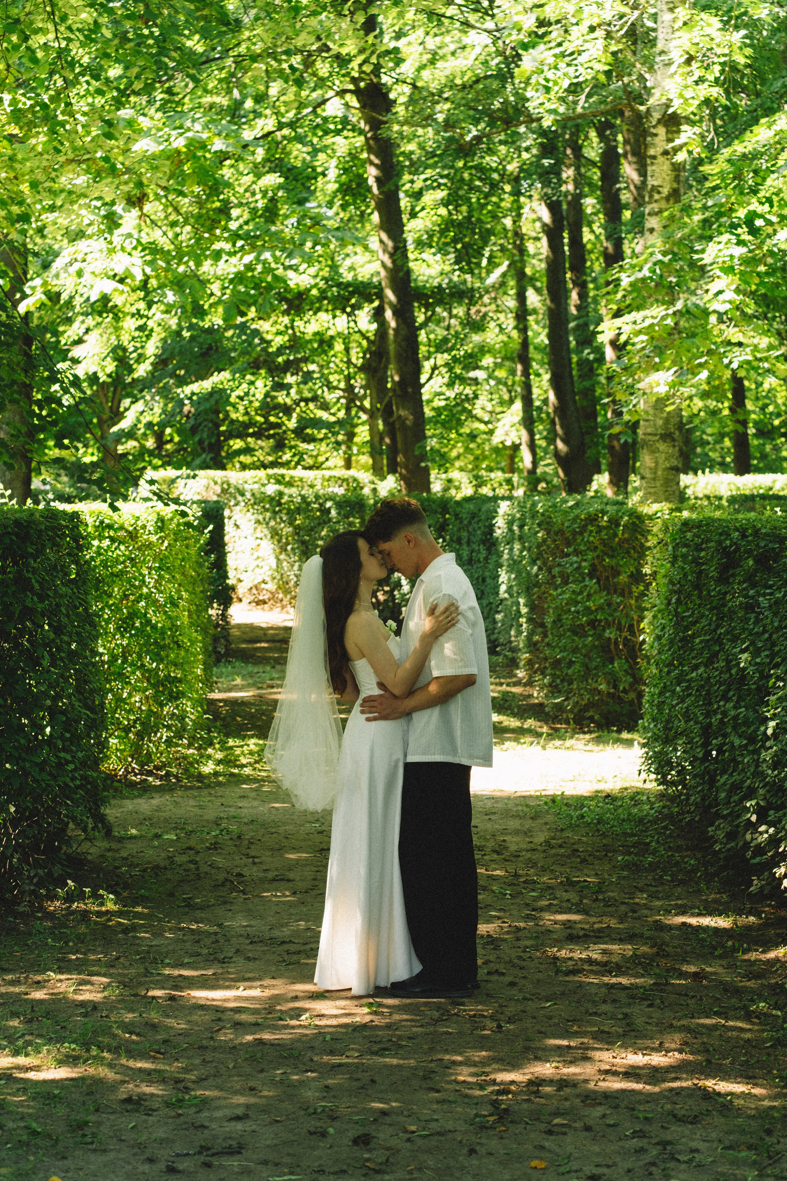 СВАДЕБНАЯ СЬЕМКА В ПЕТЕРГОФЕ И СЬЕМКА РЕПОРТАЖА В ЗАГСЕ ПЕТЕРГОФА. Профессиональный фотограф, Санкт-Петербург — Виктория Богомолова