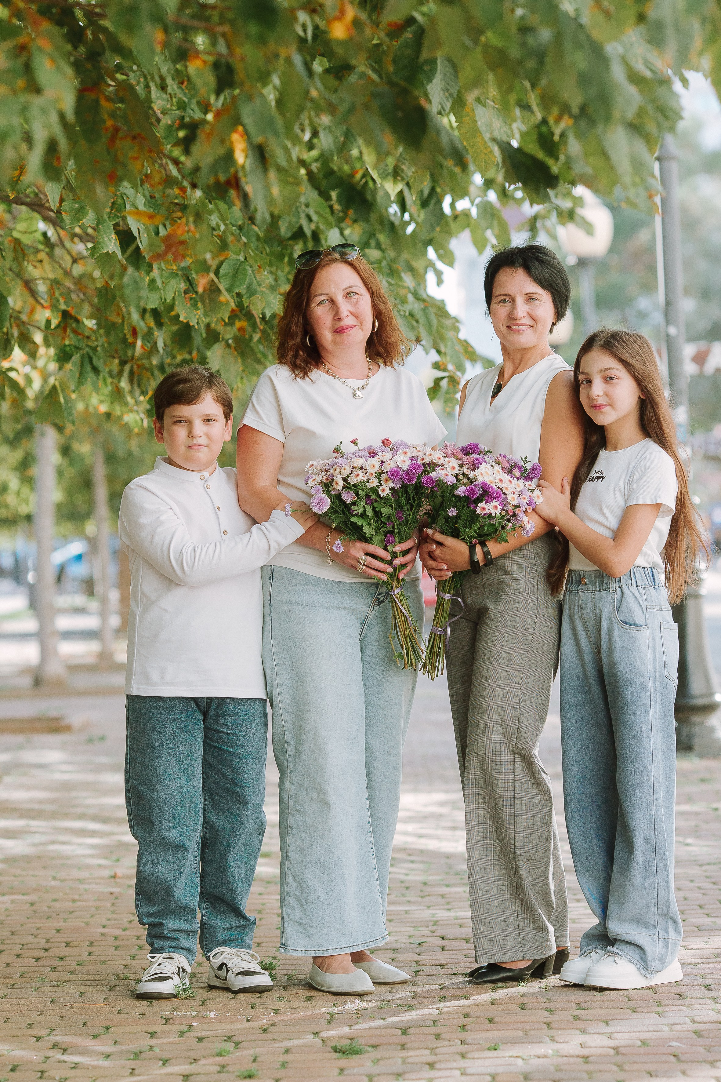 Начальная школа_ сквер Черняховского / Парк Фрунзе. Выпускные альбомы Натальи Бутко: Новороссийск, Анапа, Геленджик