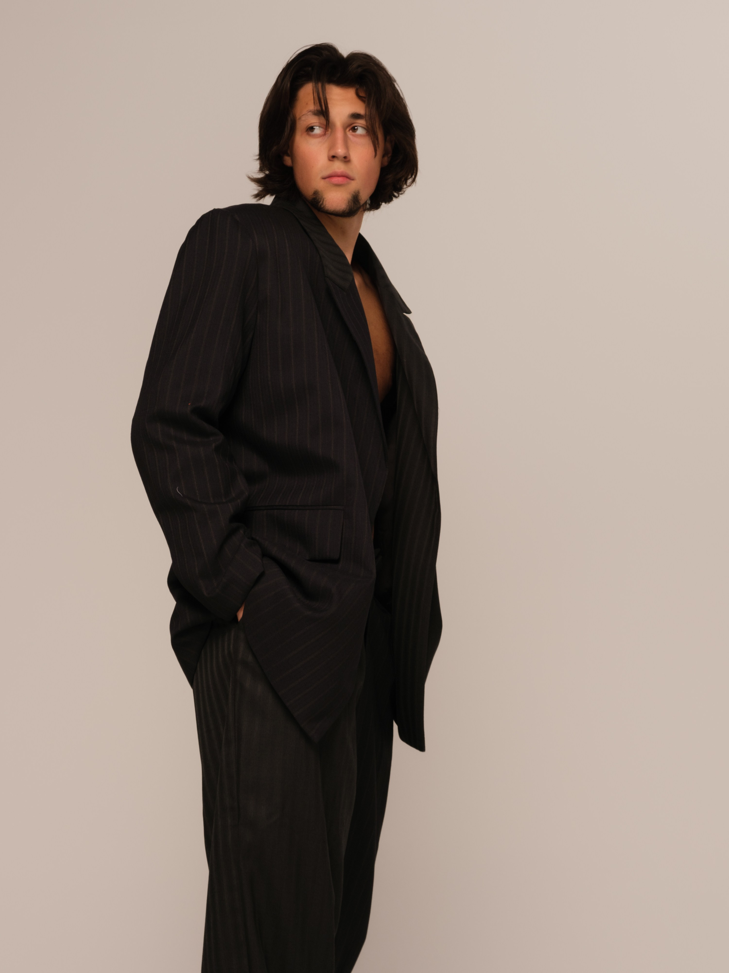 ZHAKOVA BRAND каталог. Мари — фотограф и видеограф из Москвы