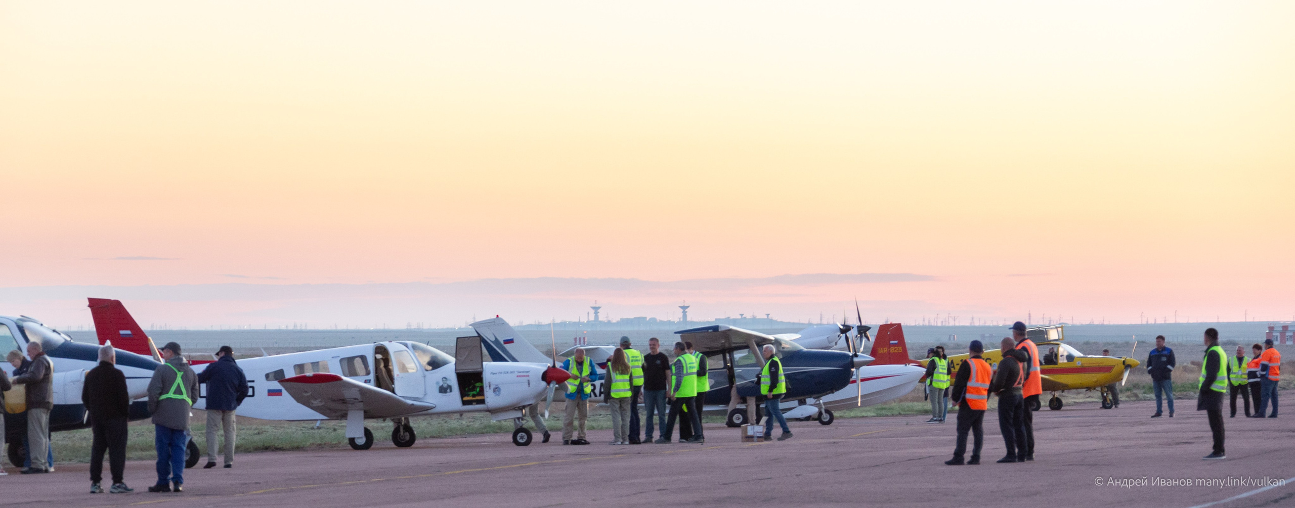 Перелёт на Байконур в 2026 г на самолётах АОН. Фотоальбом показывающий увлекательный мир авиации и мир медведей Андрея Иванова