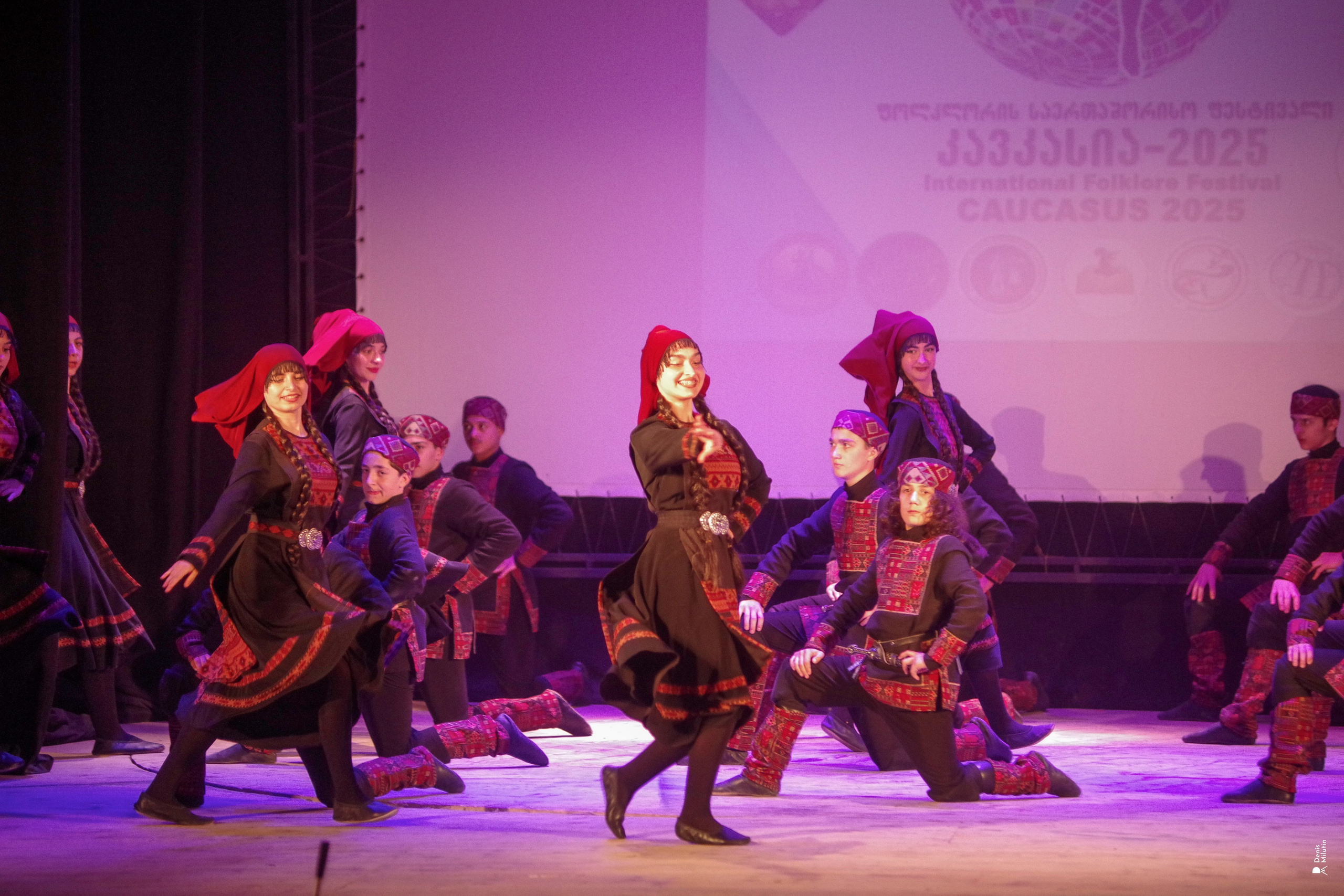 Танцы в прекрасном Они. Портретный фотограф Денис Милютин