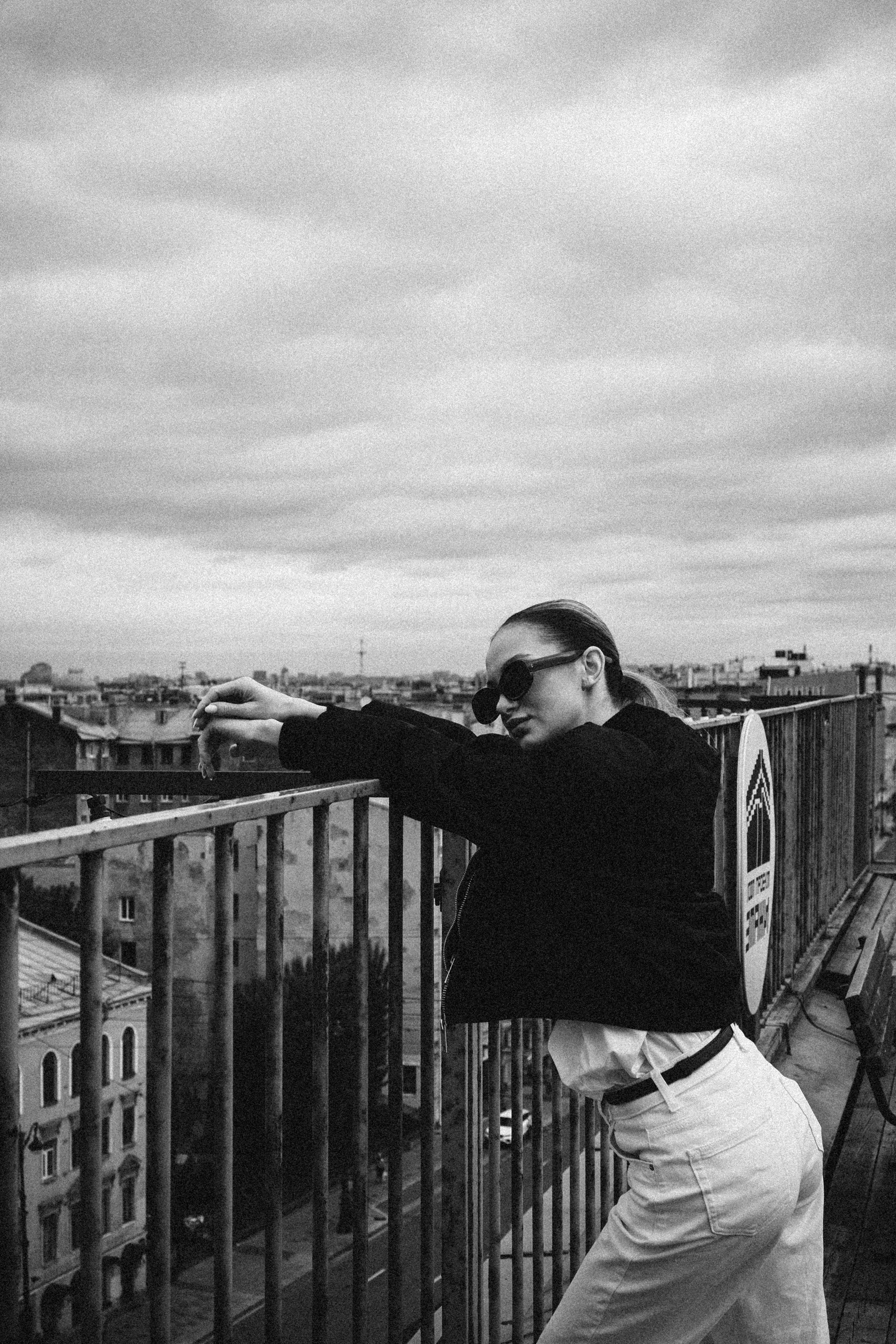 МЫ ГУЛЯЛИ ПРО КРЫШАМ ПИТЕРА. Профессиональный фотограф, Санкт-Петербург — Виктория Богомолова