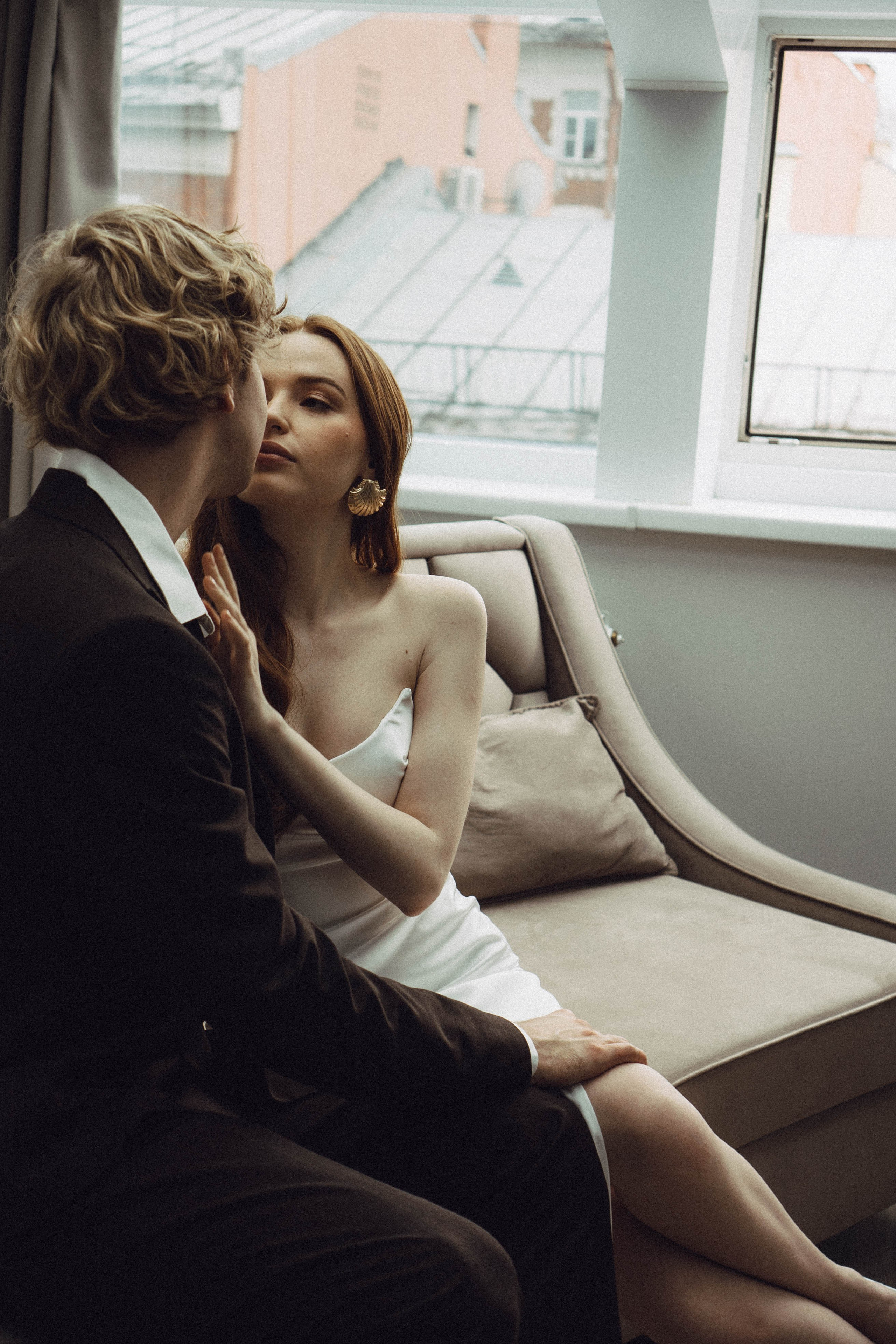 СВАДЕБНАЯ СЬЕМКА В ОТЕЛЕ. СБОРЫ ЖЕНИХА И НЕВЕСТЫ И ТАКЖЕ ТОР И ПОДГОТОВКА К ПРОГУЛКЕ. Профессиональный фотограф, Санкт-Петербург — Виктория Богомолова