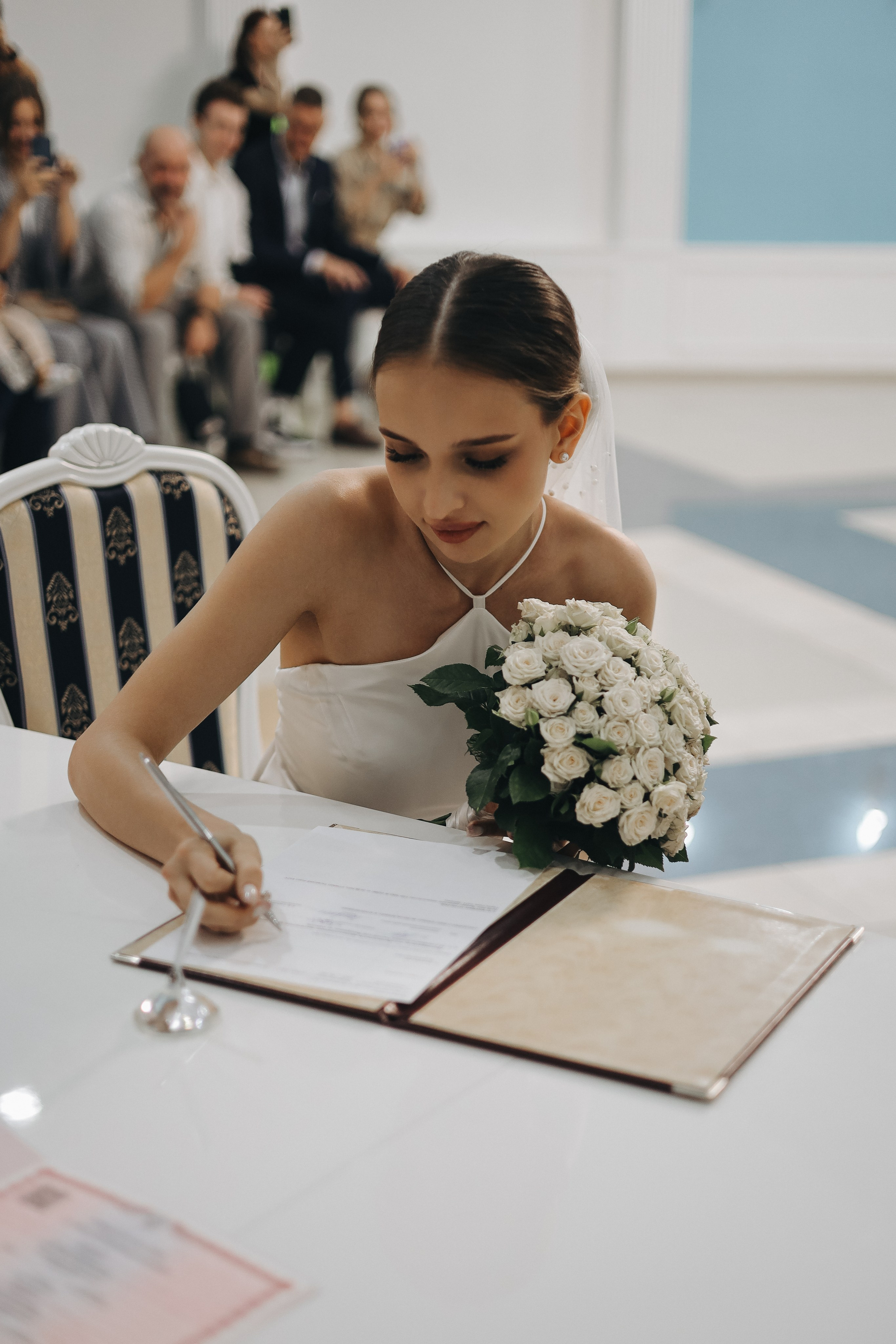 Олеся и Даня. Роспись в Таганском ЗАГСе. Диана Чечель. Свадебный и семейный фотограф в Москве