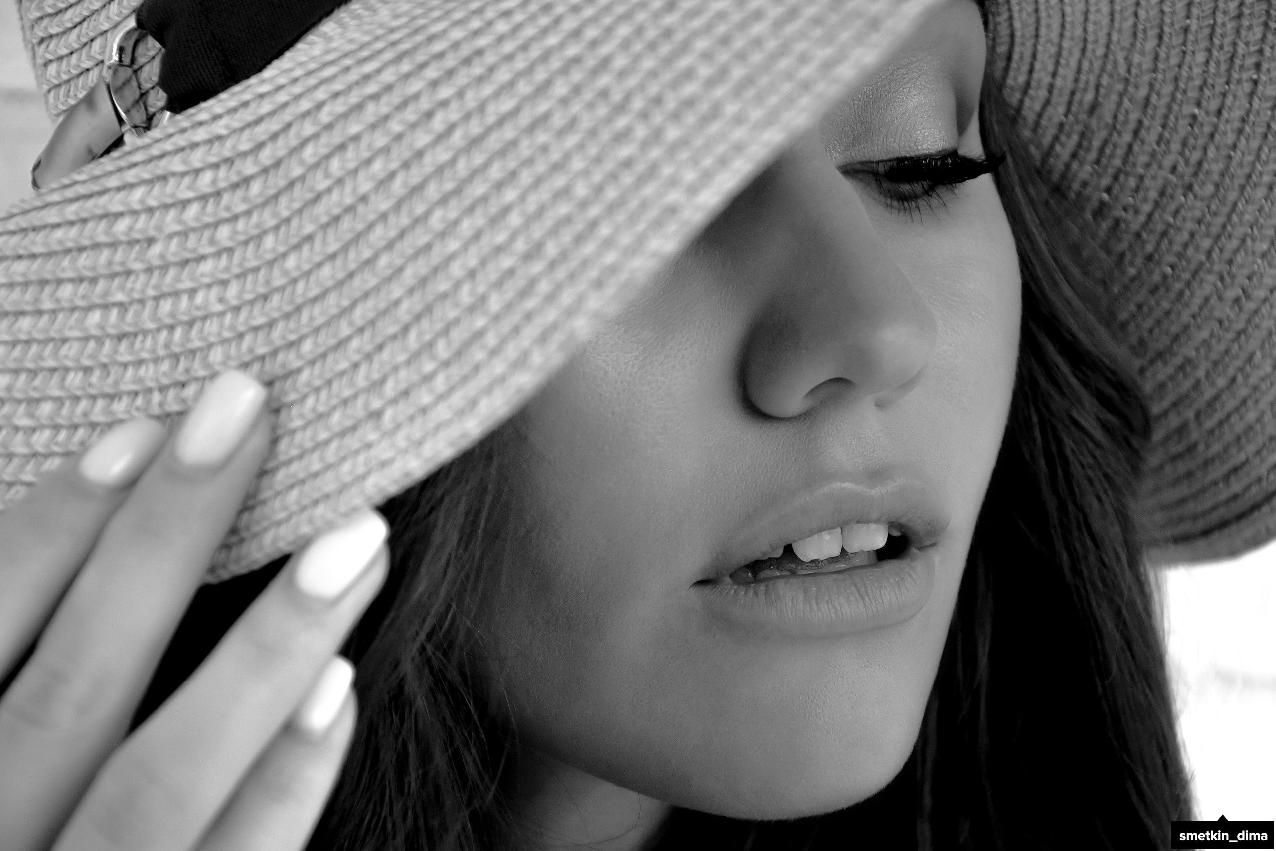 черно белая портретная фотосессия