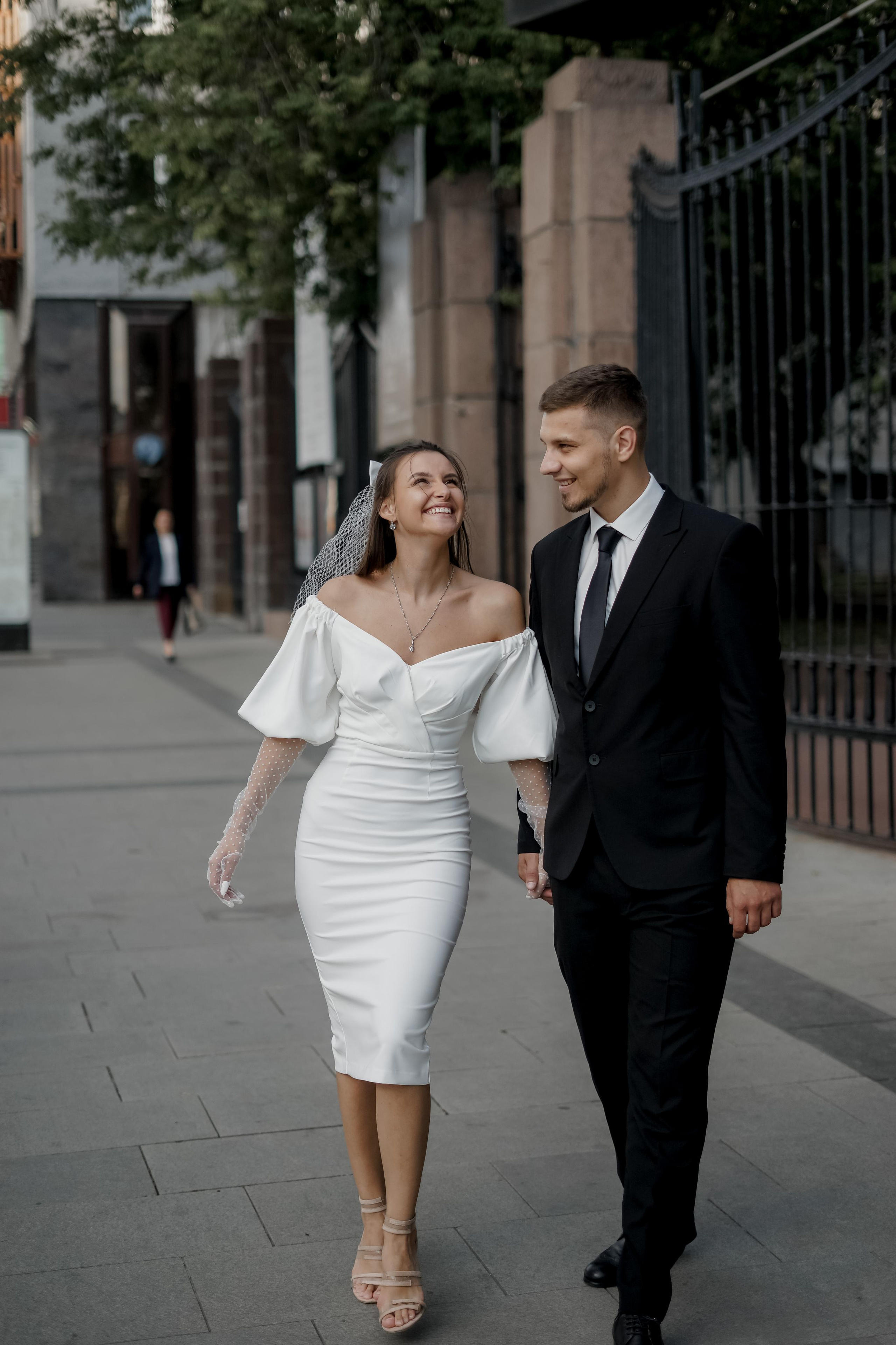 Надежда и Антон. Патриаршие пруды. Свадебный фотограф Марина Попова