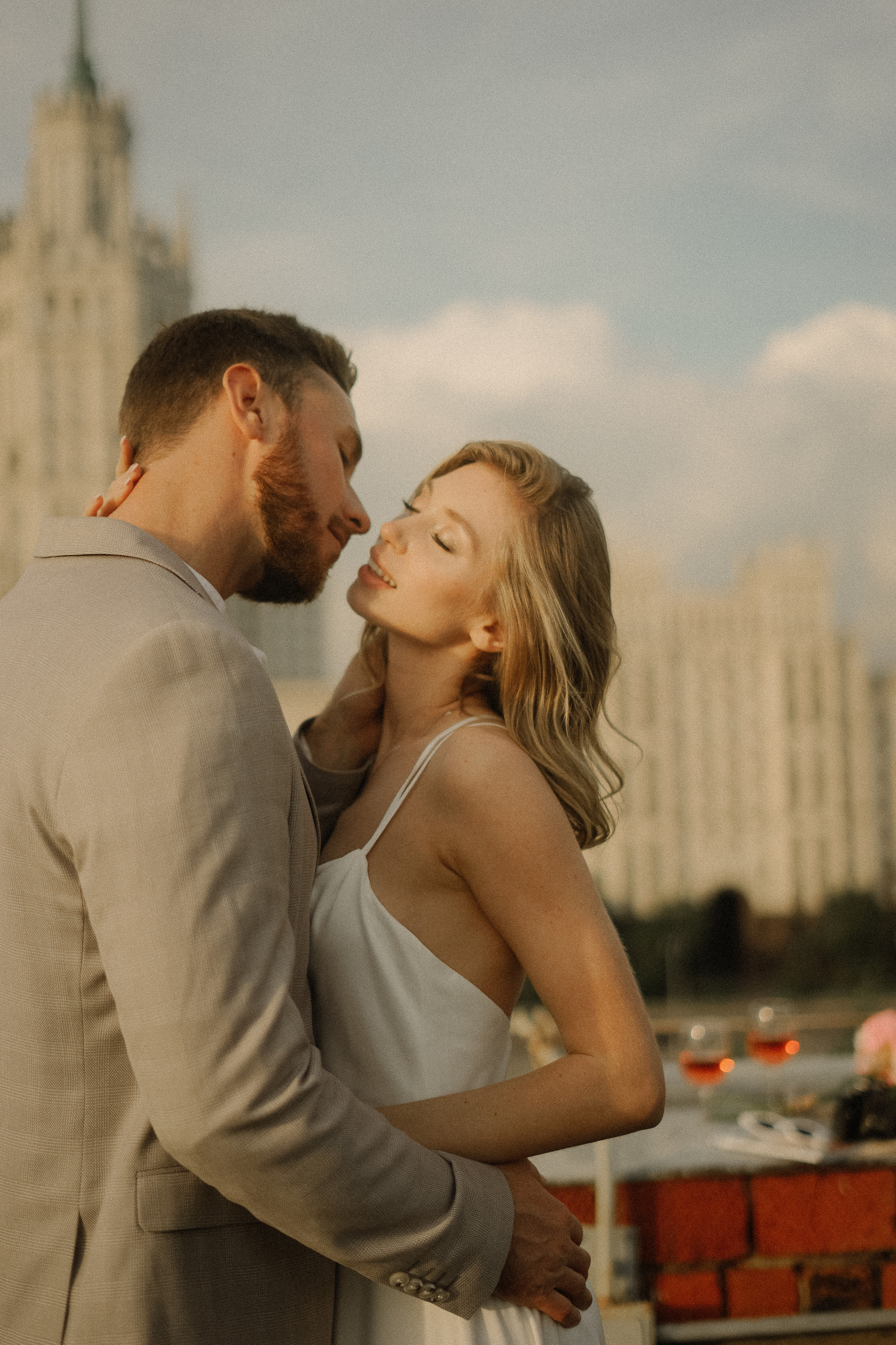 Злата и Илья. Крыша Москвы. Свадебный фотограф Марина Попова