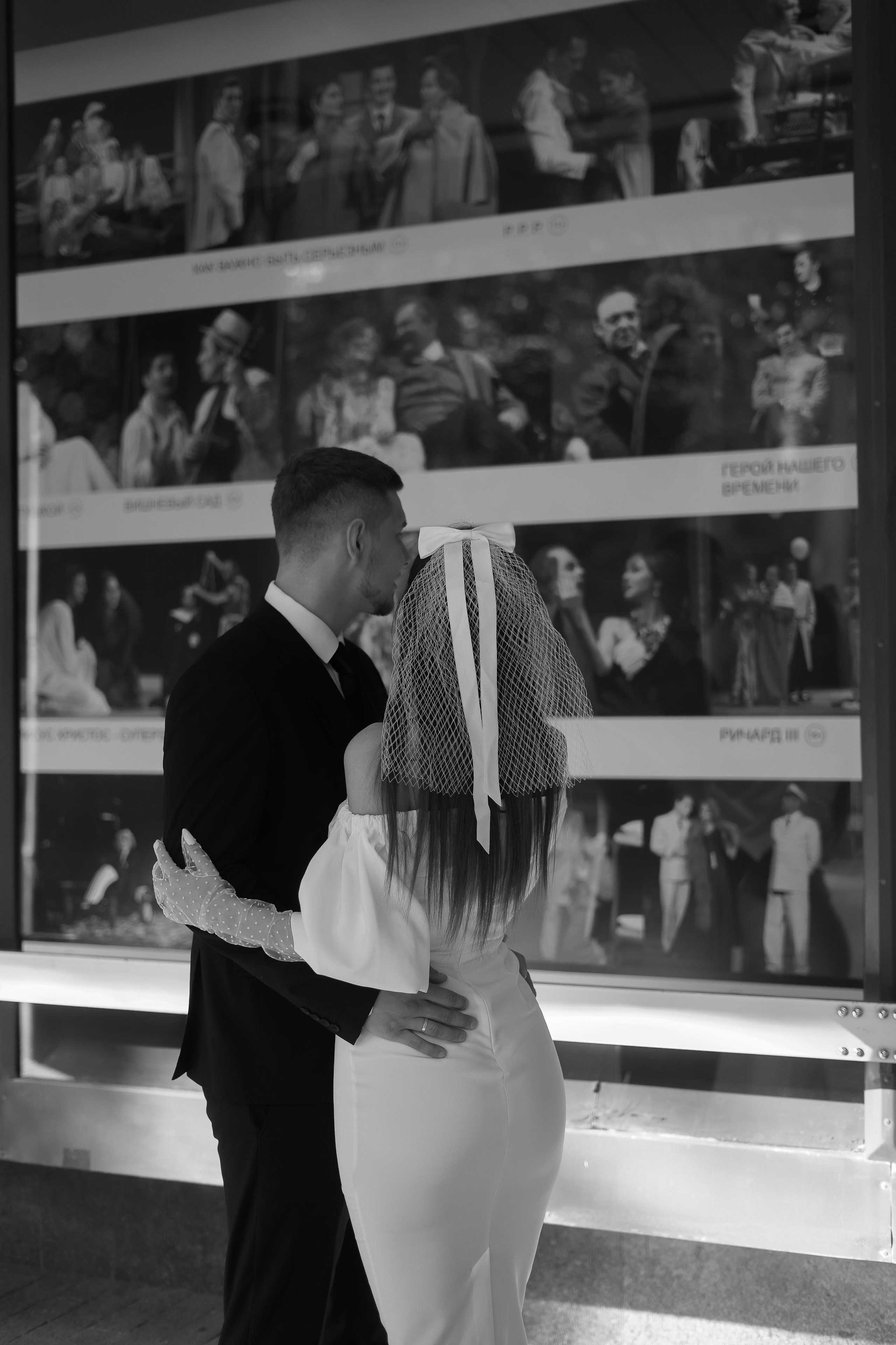 Надежда и Антон. Патриаршие пруды. Свадебный фотограф Марина Попова