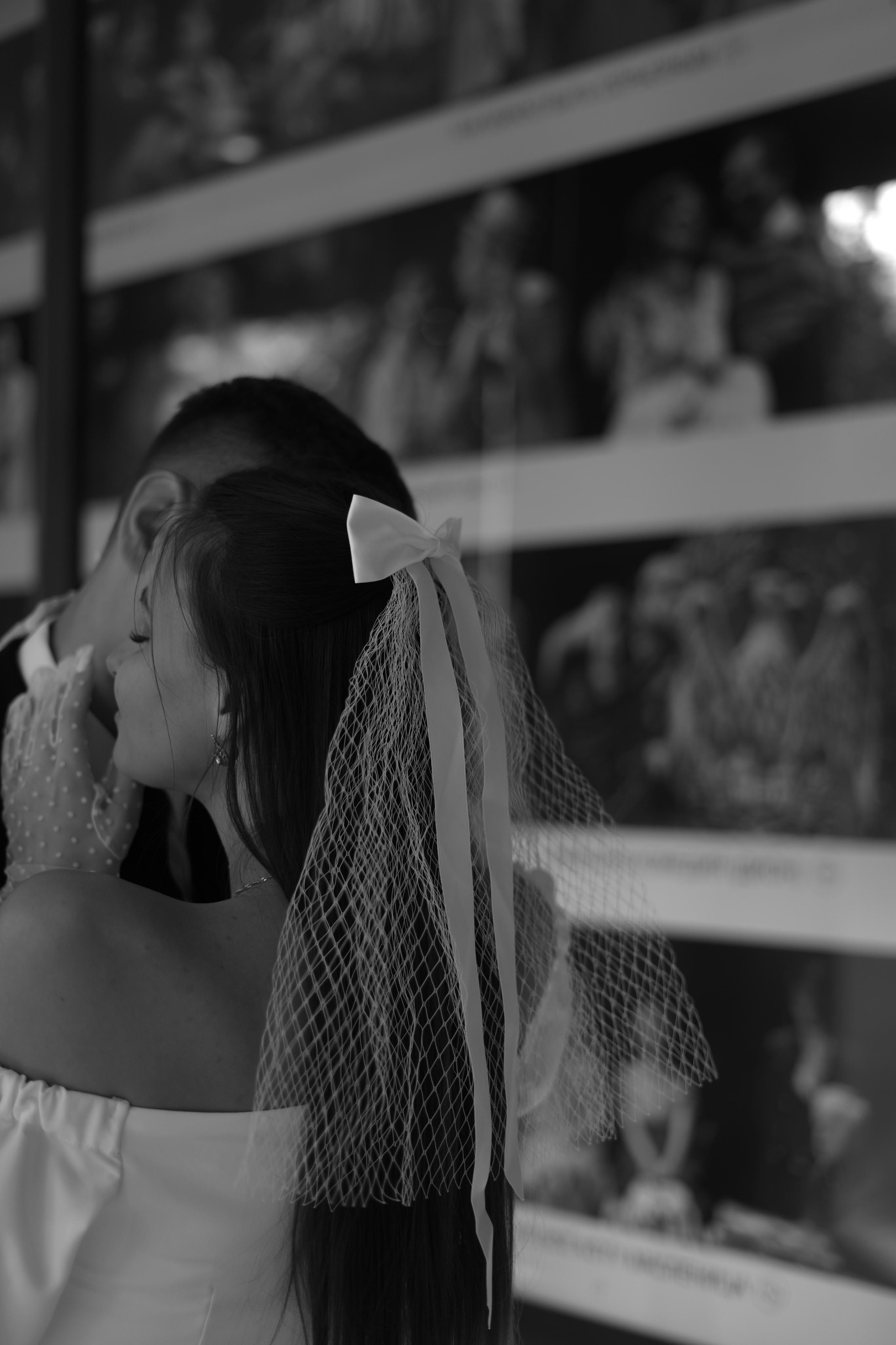 Надежда и Антон. Патриаршие пруды. Свадебный фотограф Марина Попова