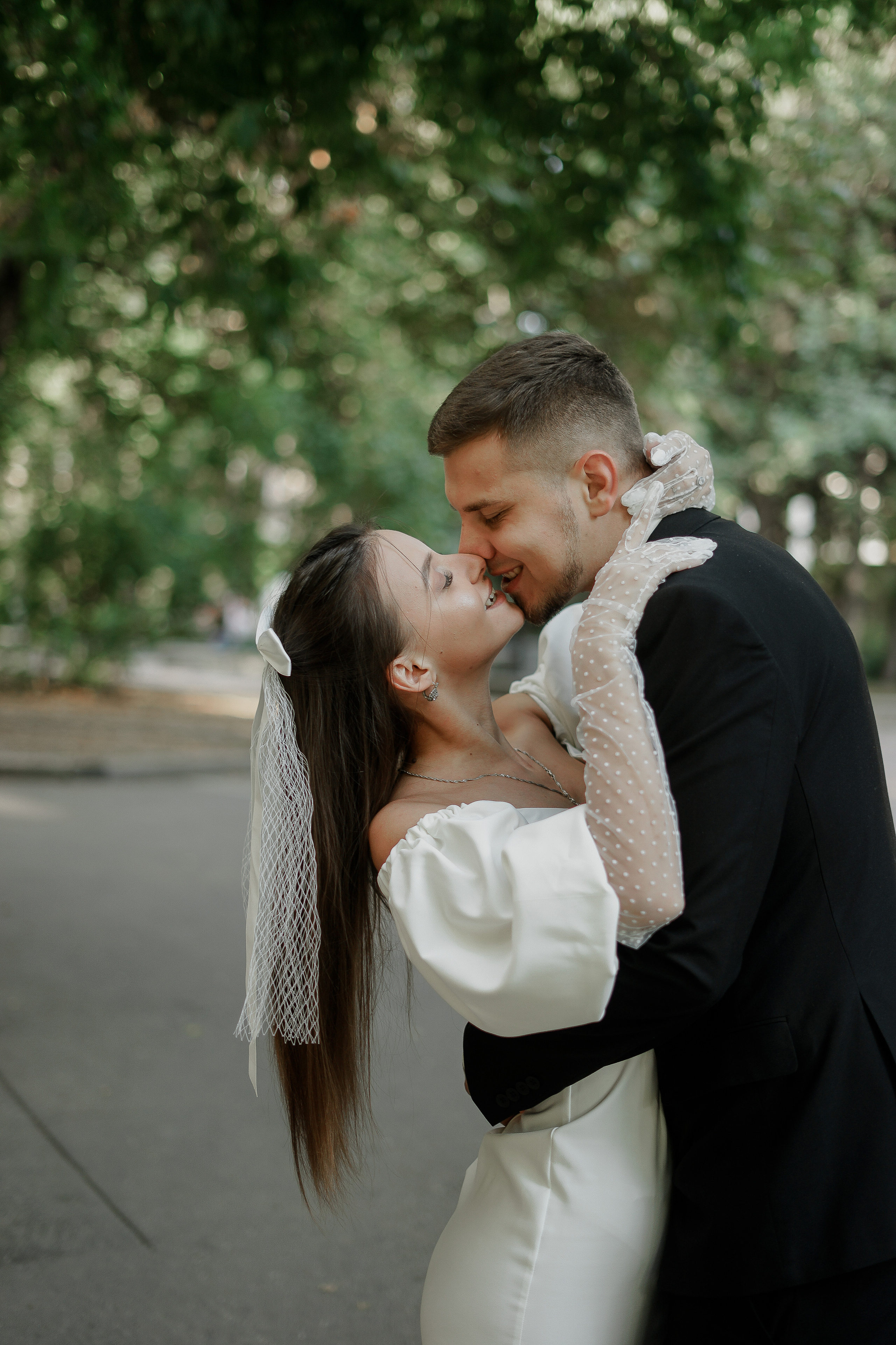 Надежда и Антон. Патриаршие пруды. Свадебный фотограф Марина Попова