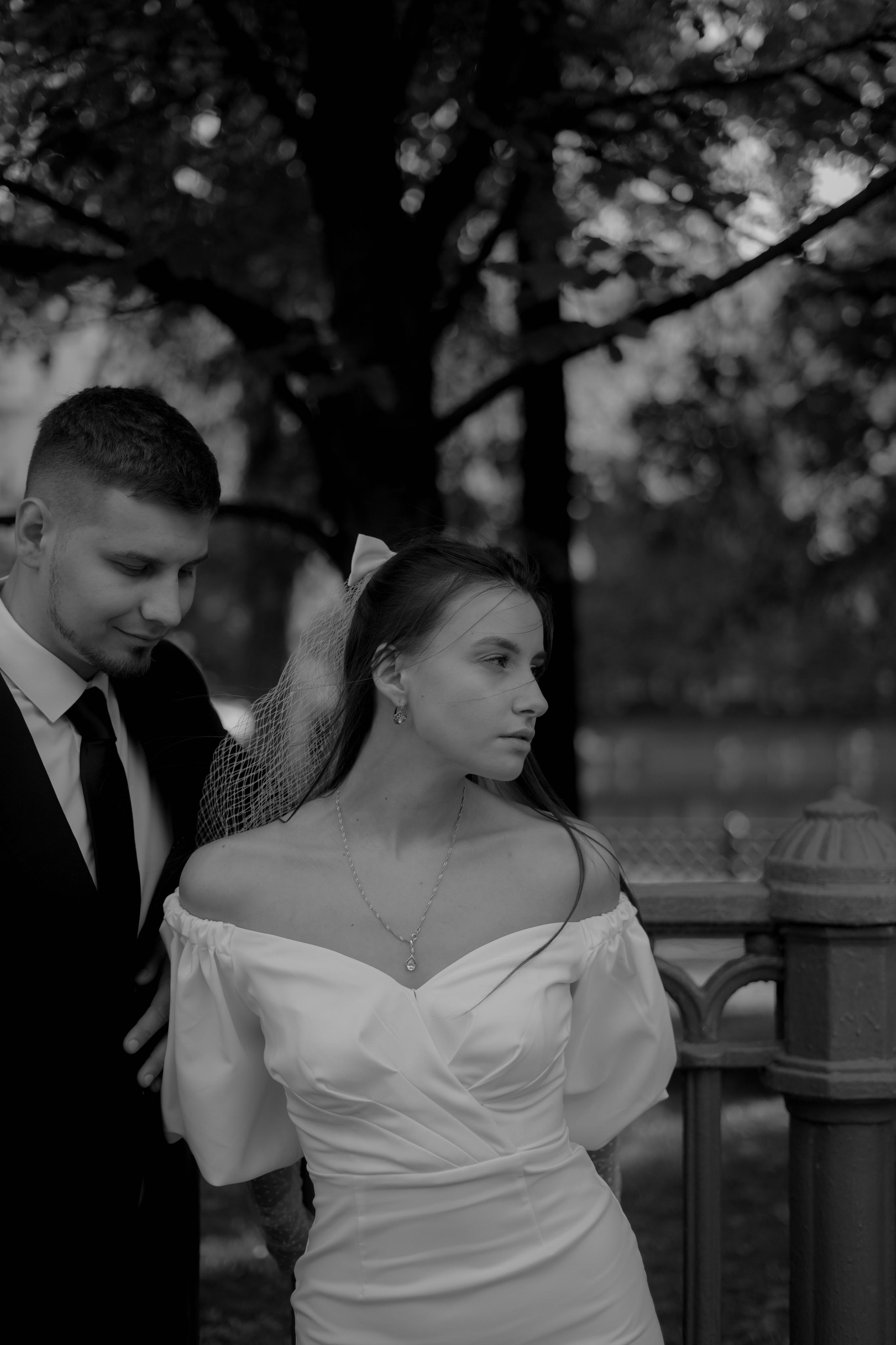 Надежда и Антон. Патриаршие пруды. Свадебный фотограф Марина Попова