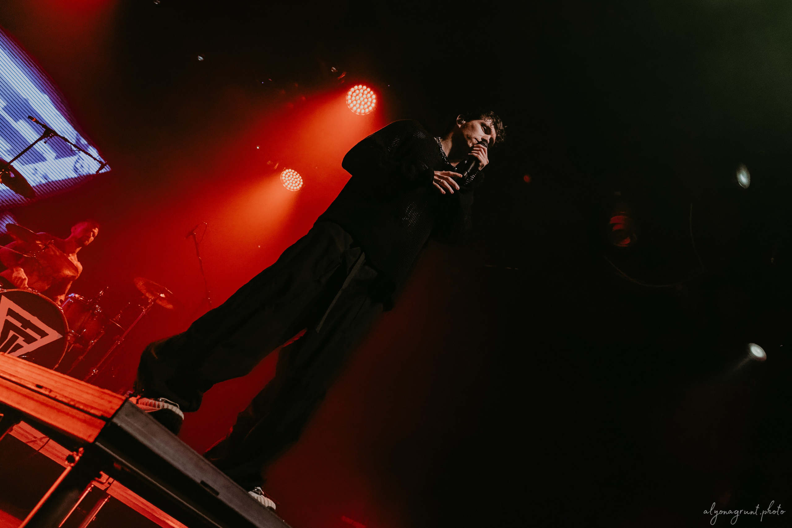 Таймсквер, фоторепортаж, СПБ, Космонавт, 14.11.2025. Алена Адрианова: фотограф в Санкт-Петербурге